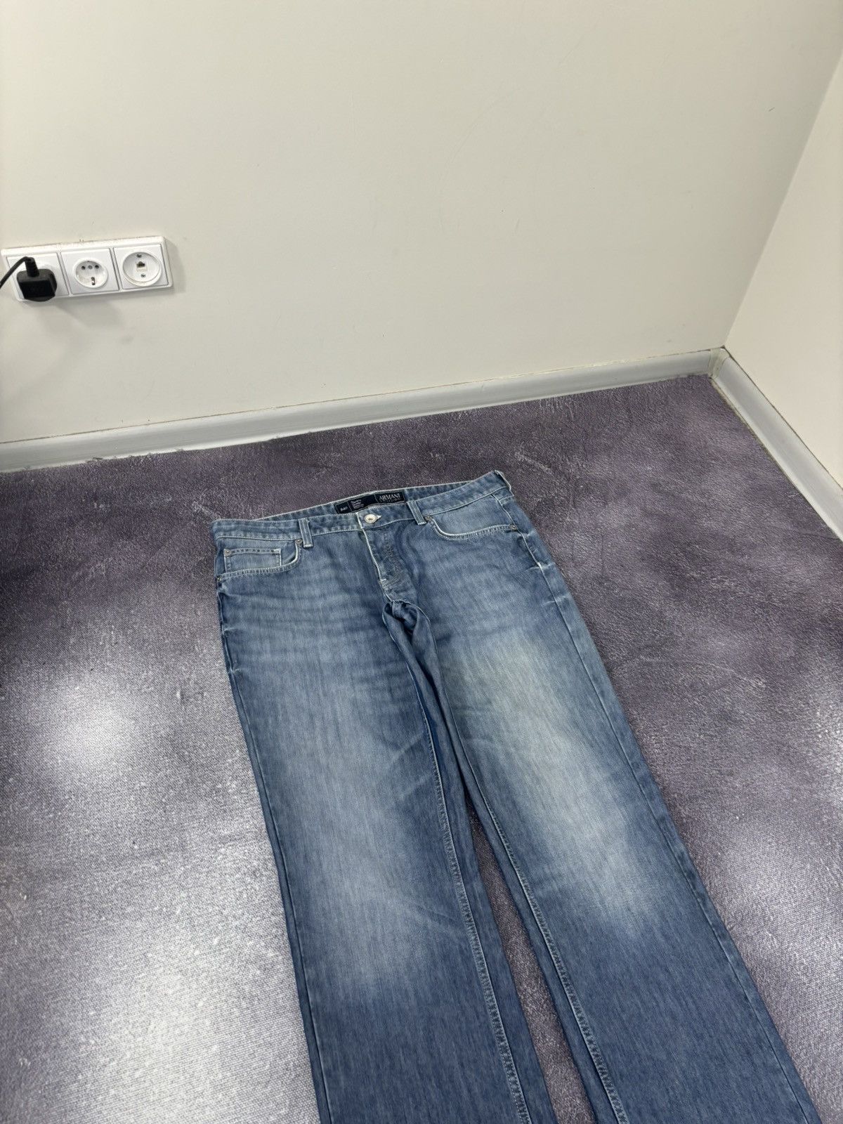 Armani Armani Collezioni Y2K Faded Blue Denim Hype Baggy Jeans Size US 40 / EU 56 - 12 Thumbnail