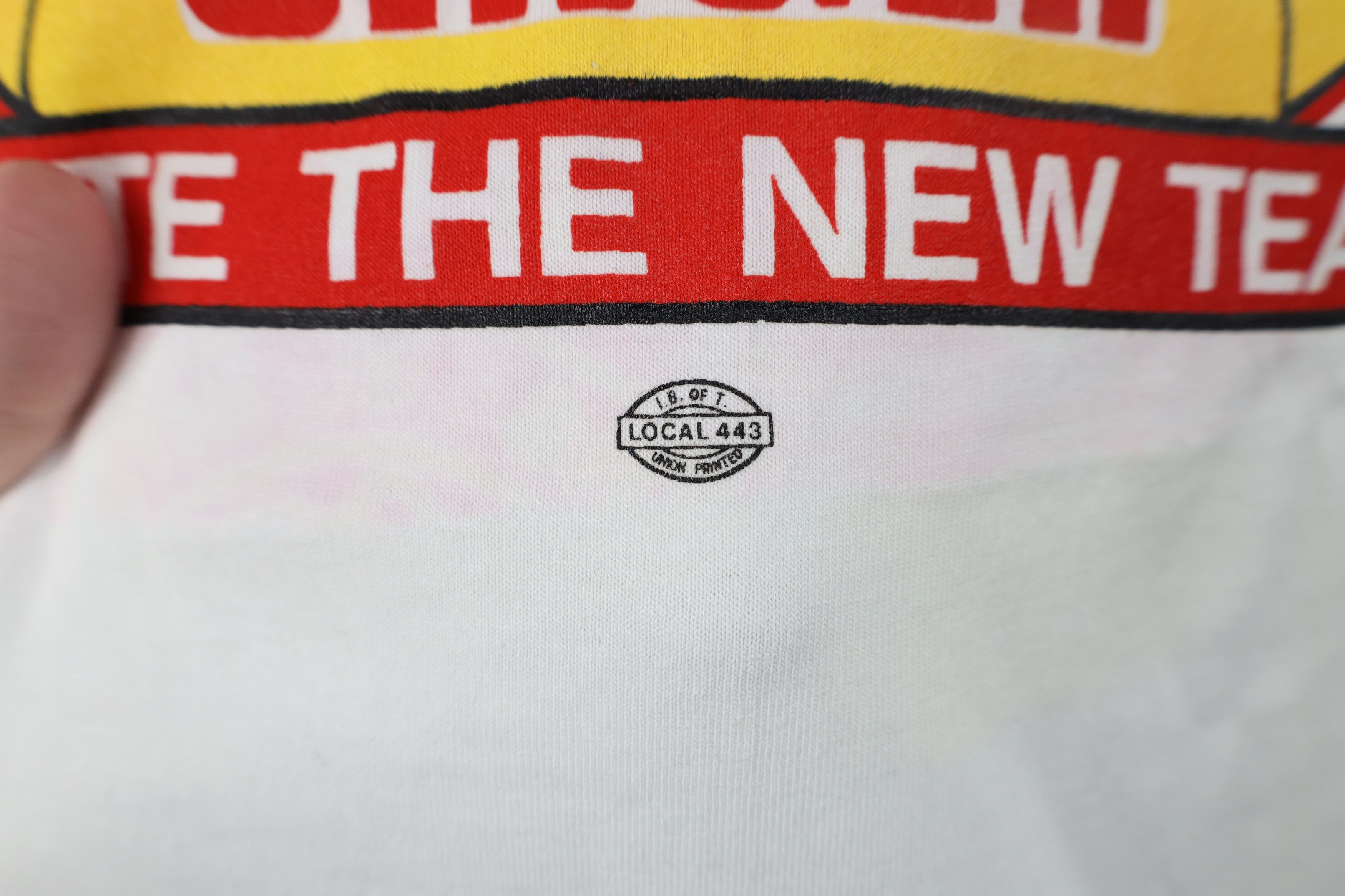 Vintage Vintage 80s 90s Streetwear Union Singer T-Shirt White USA Size US XL / EU 56 / 4 - 5 Thumbnail