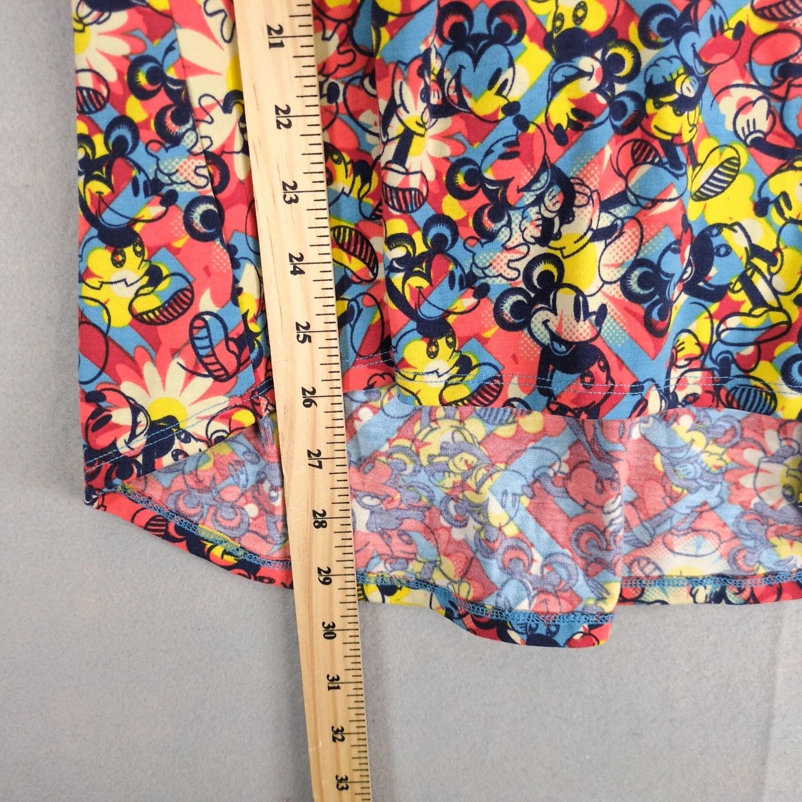 Disney Lularoe Disney Mickey Mouse Print High-Low Shirt Women's S Size S / US 4 / IT 40 - 9 Thumbnail
