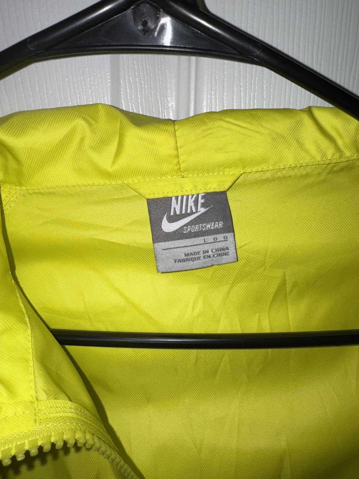 Nike Nike Men’s Neon Yellow Full-Zip Windbreaker Jacket – Size L Size US L / EU 52-54 / 3 - 3 Thumbnail