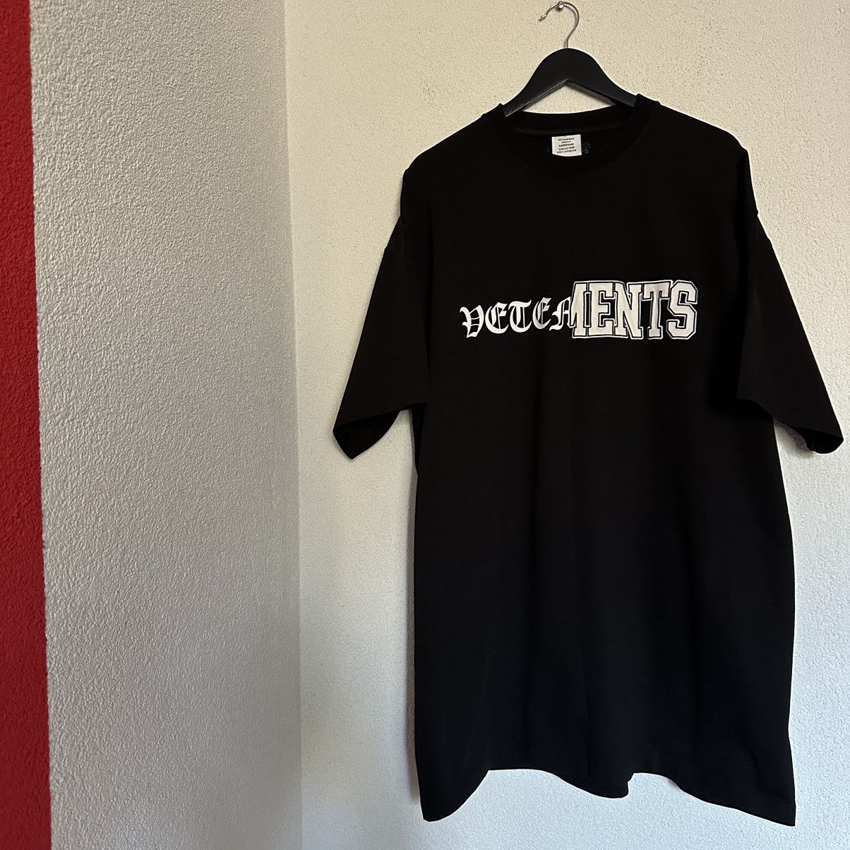 Vetements Vetements Vertical Cut-Up Logo Tee SS21 | Grailed
