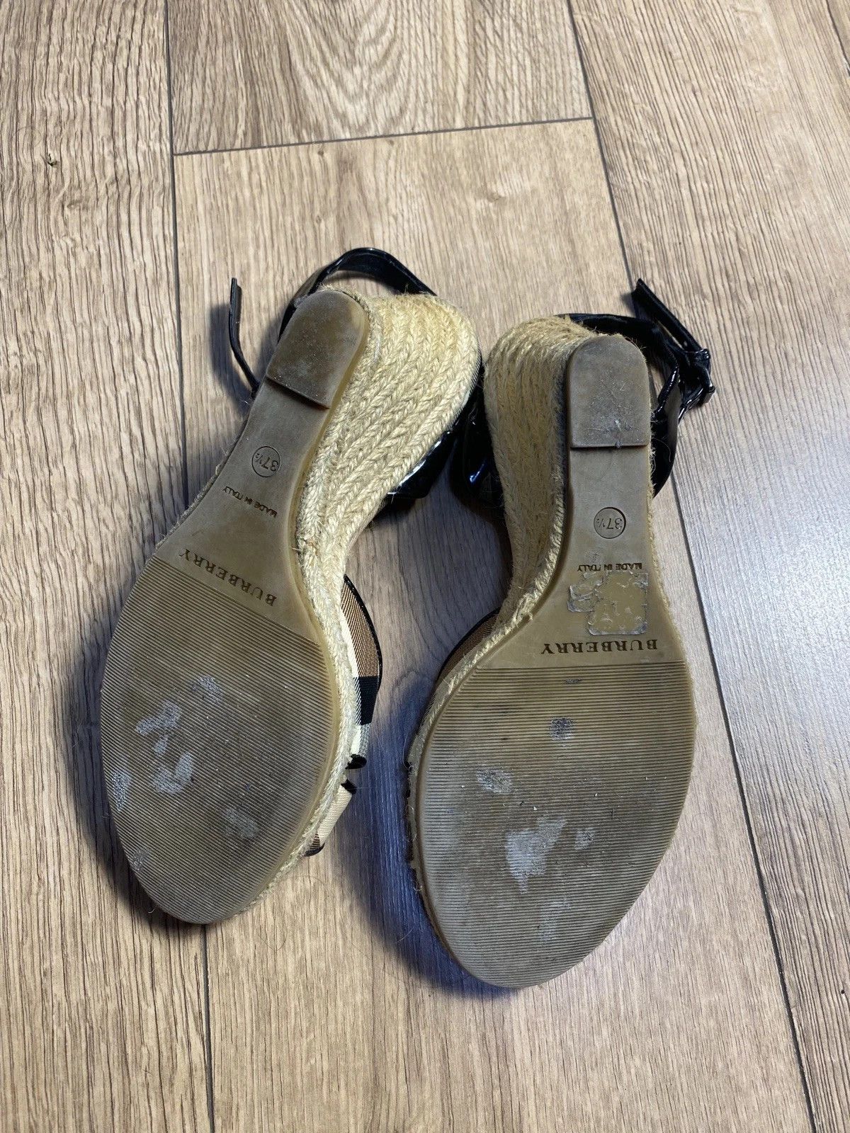 Burberry Burberry Black/beige Wedges Sandals Size 37 Made in Italy Size US 7 / IT 37 - 5 Thumbnail
