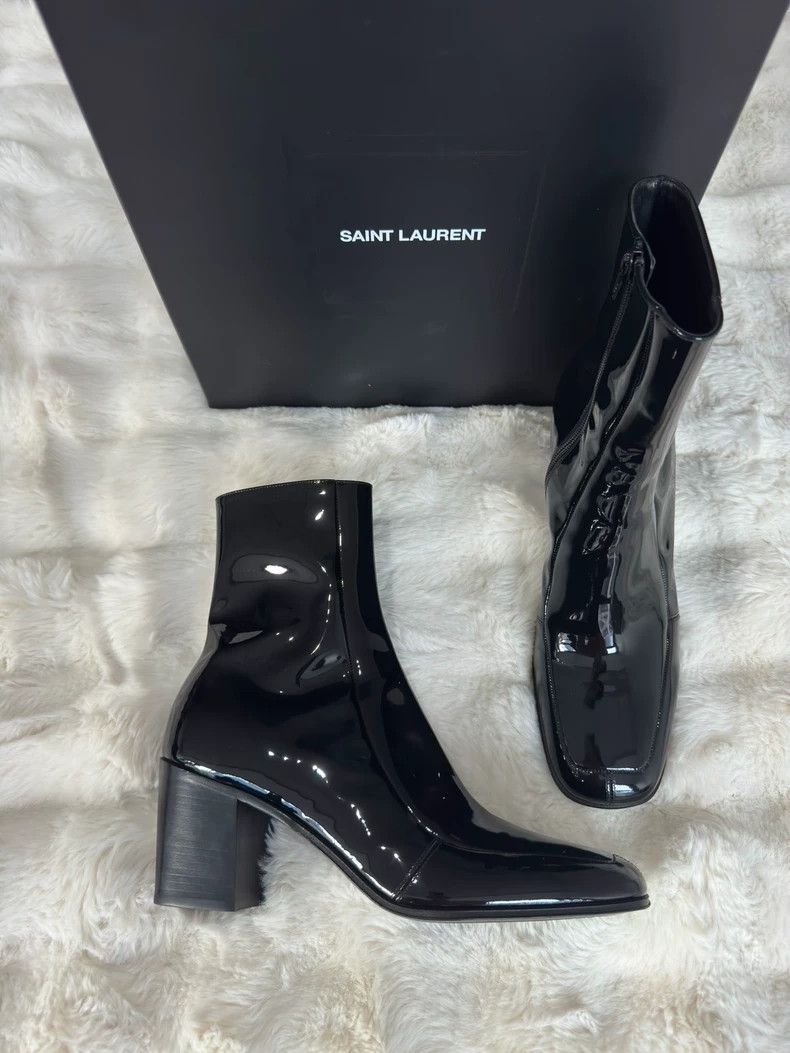 Saint Laurent Paris Saint Laurent Paris Patent leather boots Size US 10.5 / IT 40.5 - 1 Thumbnail