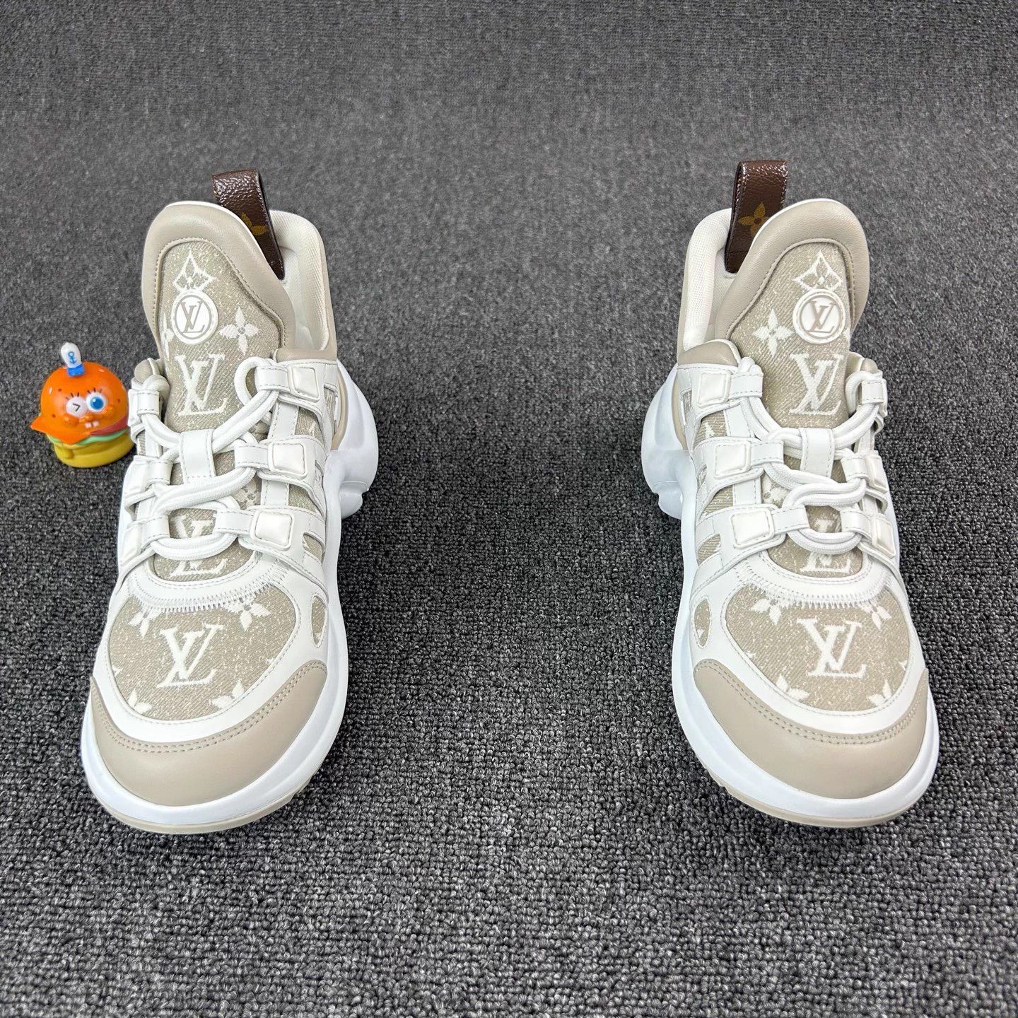 Louis Vuitton Louis Vuitton Monogram Dad Sneaker EU39 Size US 8.5 / IT 38.5 - 2 Thumbnail
