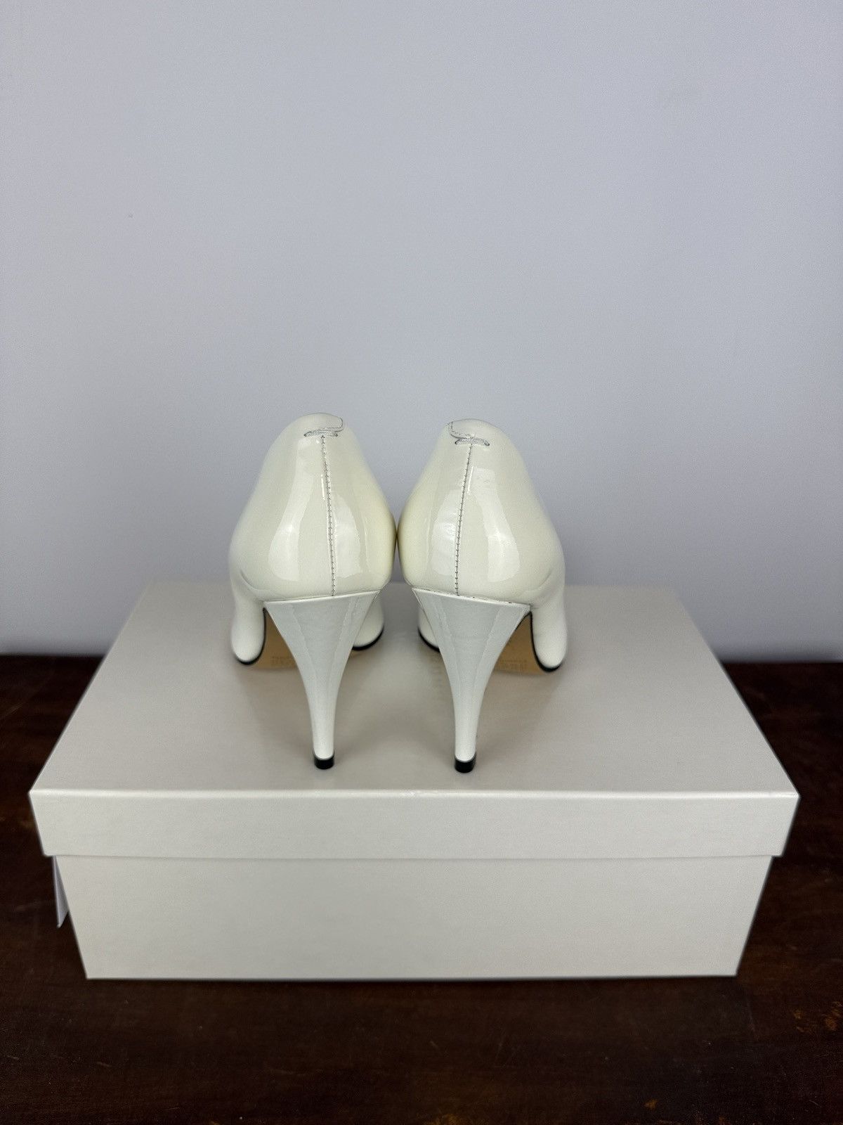 Maison Margiela White Maison Martin Margiela Tabi pumps (new with box) Size US 7.5 / IT 37.5 - 3 Thumbnail