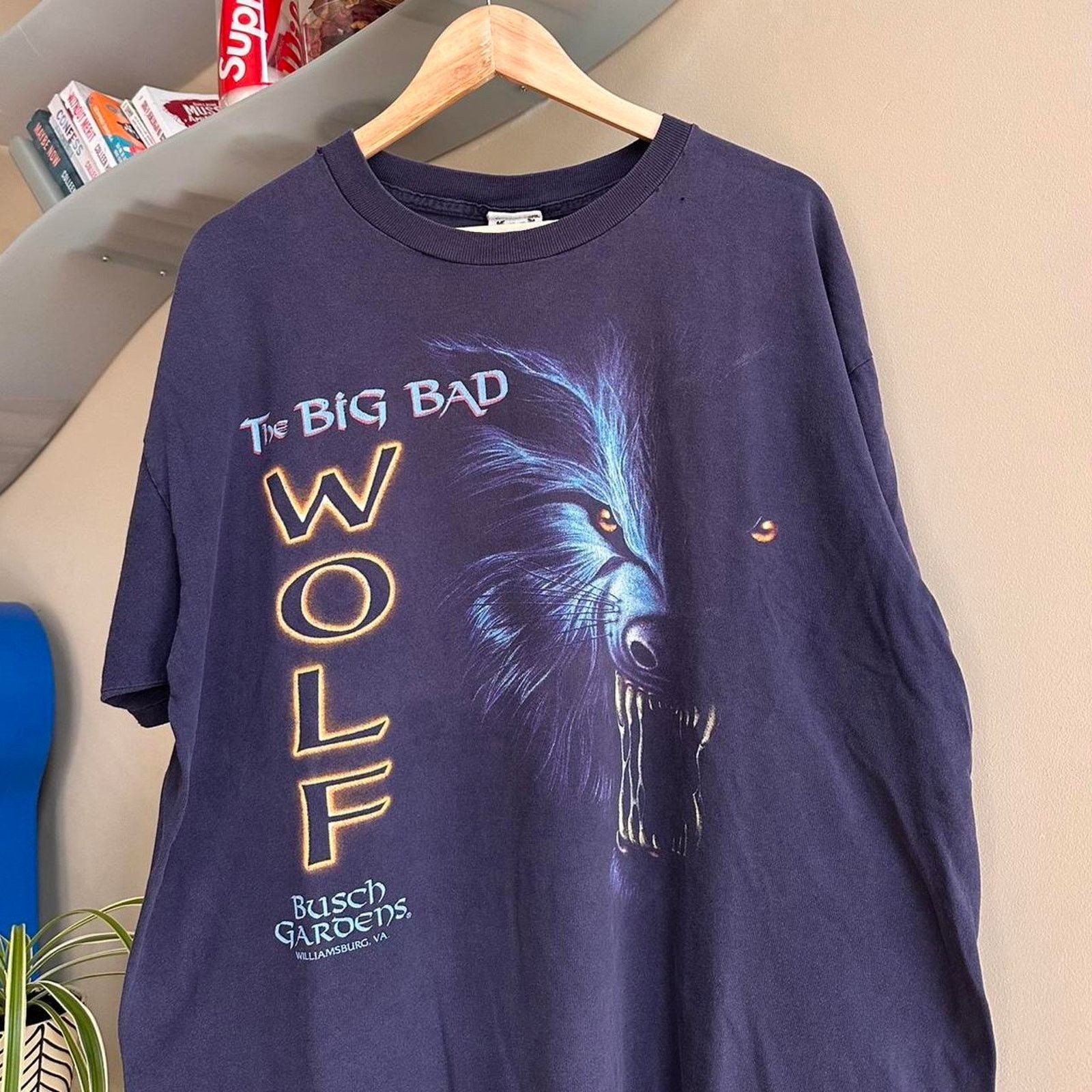 Disney × Vintage Vintage Busch Gardens The Big Bad Wolf Shirt Size US XL / EU 56 / 4 - 2 Thumbnail