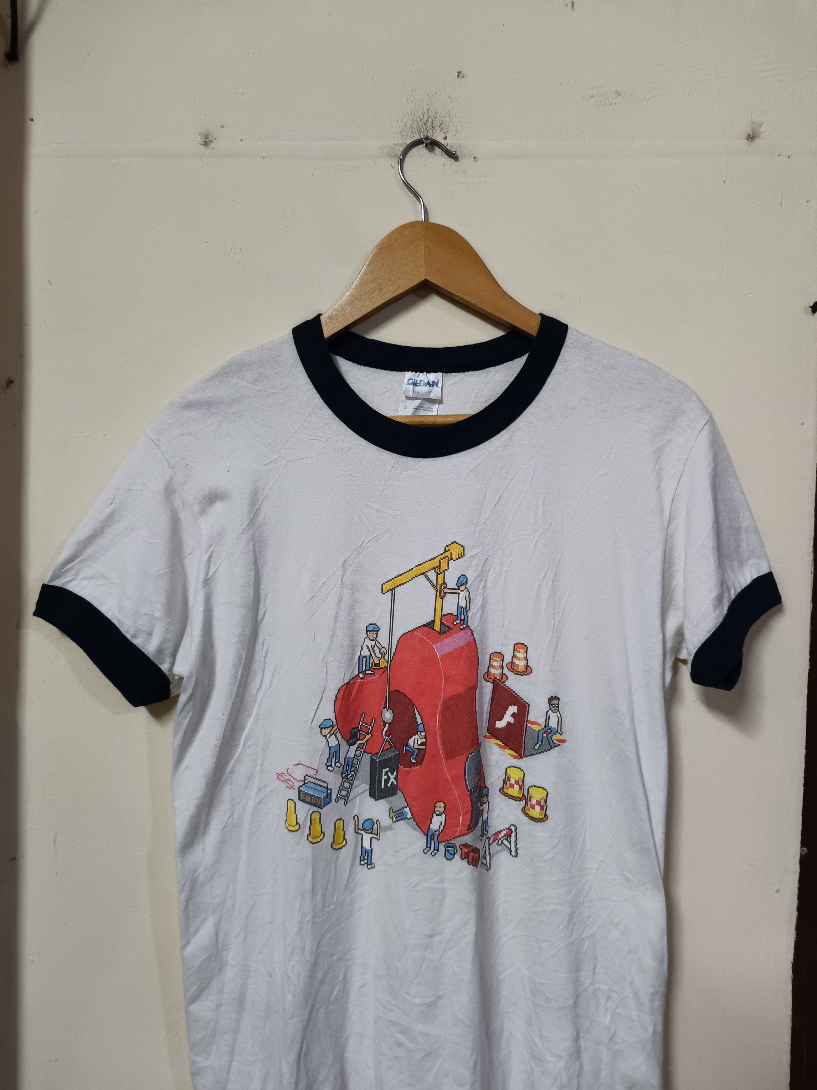 Vintage Adobe graphic ringer tee Size US S / EU 44-46 / 1 - 6 Thumbnail