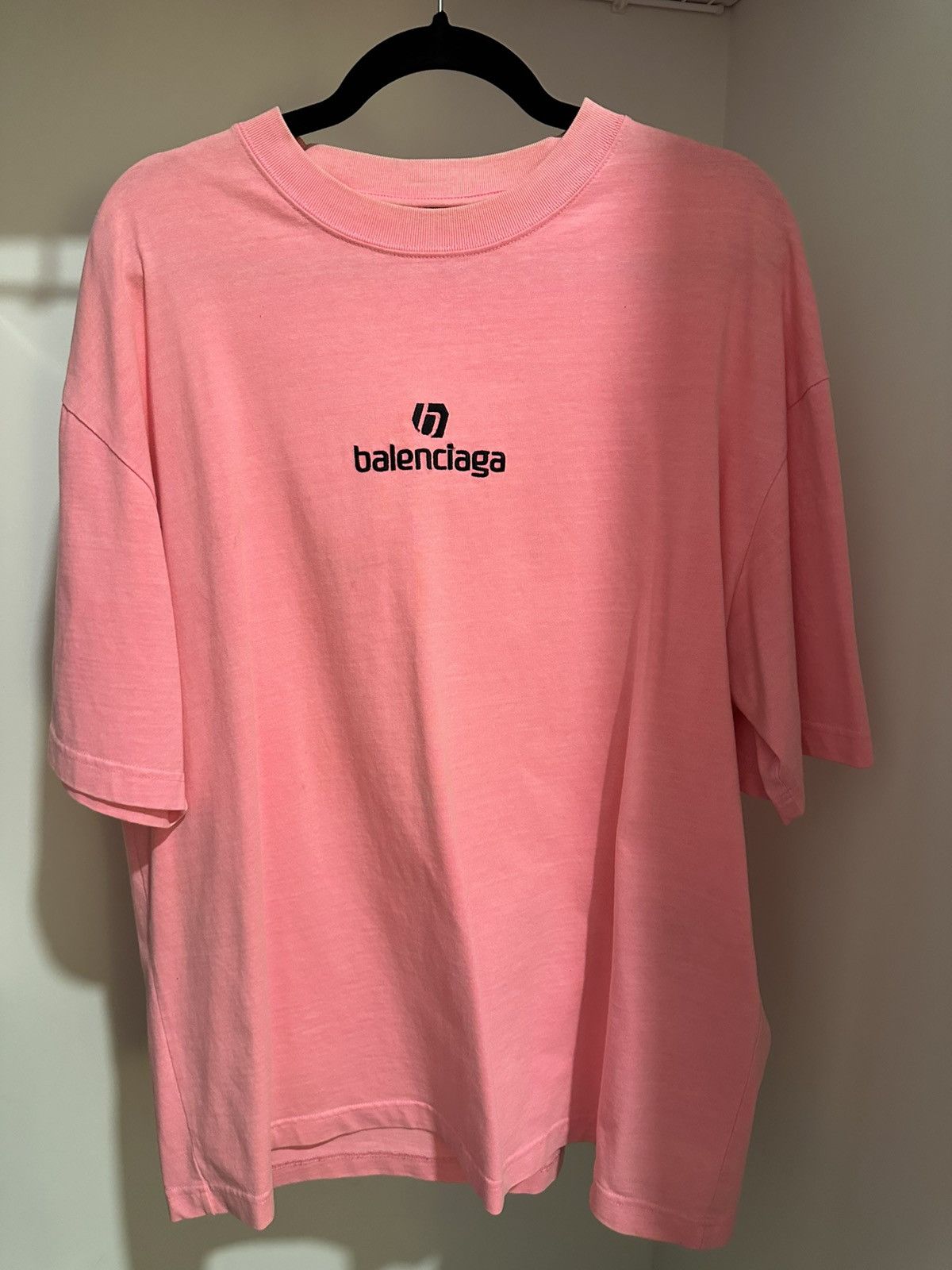 Balenciaga Balenciaga Pink Oversized T-shirt Size US L / EU 52-54 / 3 - 1 Thumbnail
