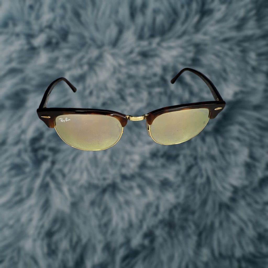 Vintage Ray Ban Clubmaster Sunglasses RB3016 Frames Only Tortise Frames Italy Unisex Adults Brown Frames Only RB3016 Clubmaster Sunglasses Size ONE SIZE - 1 Thumbnail