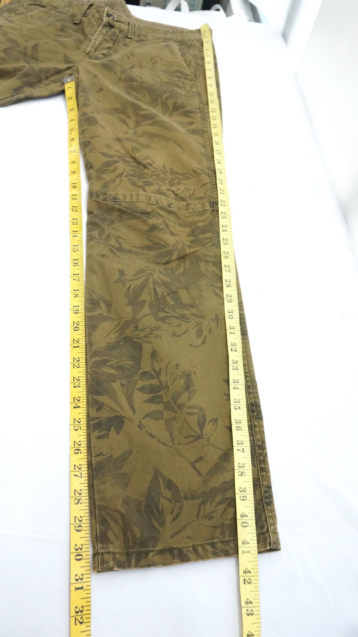 Marithe + Francois Girbaud Marithe Francois Girbaud Le Casual De Camo Pants Size US 34 / EU 50 - 13 Thumbnail