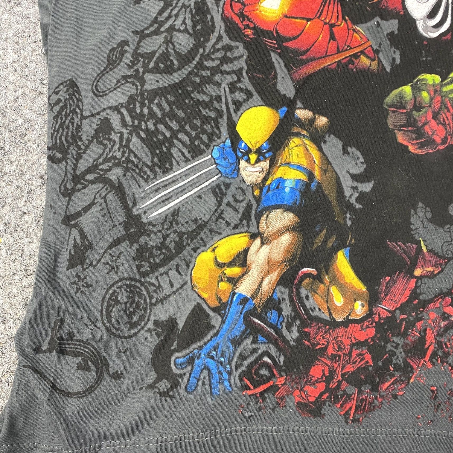 Vintage VINTAGE Marvel Shirt Mens Small Gray Graphic Avengers Spider-Man Hulk Iron Man 90s Mens Size S Size US S / EU 44-46 / 1 - 4 Thumbnail