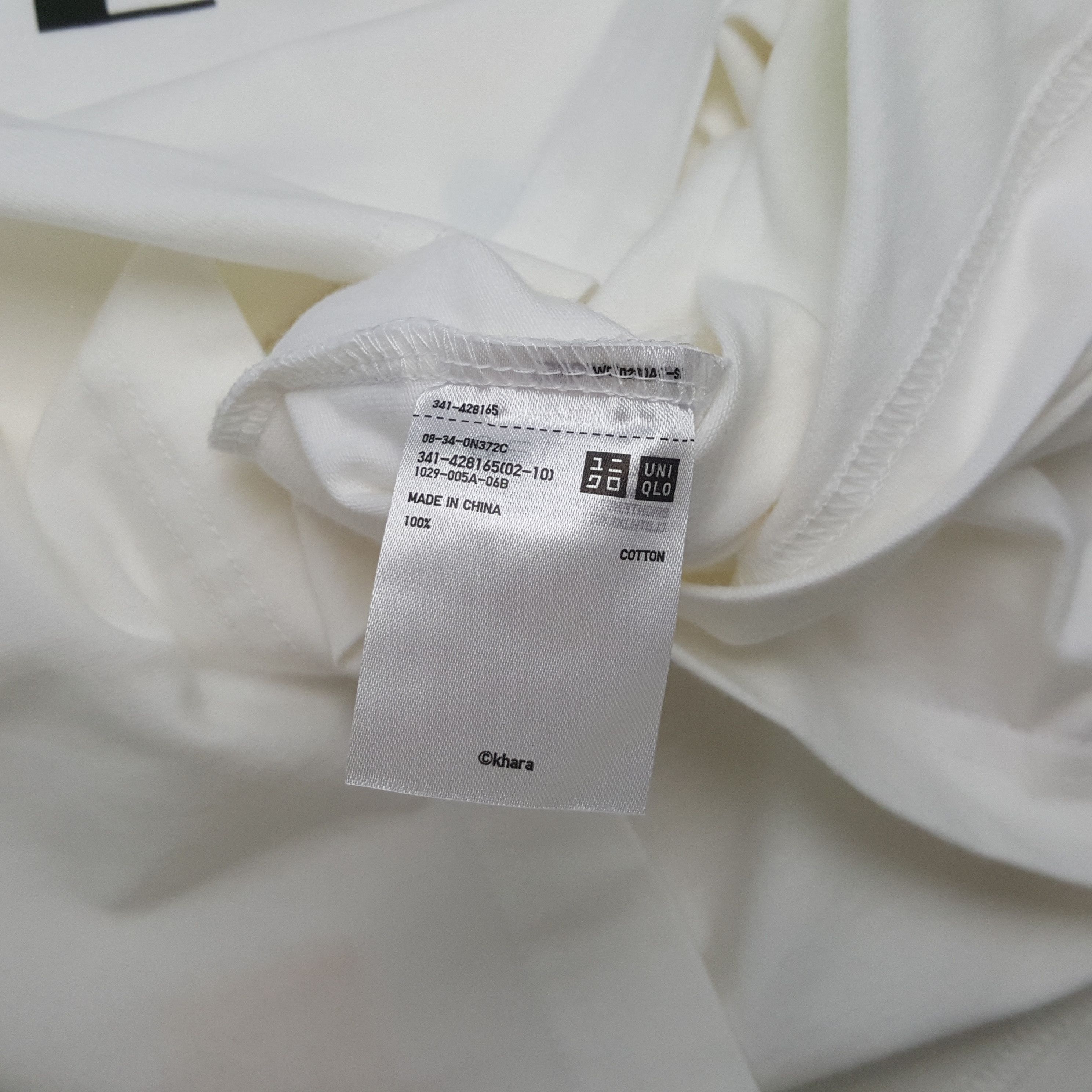 Uniqlo Evangelion X Uniqlo Japanese Brand Tshirt RR2 Size US L / EU 52-54 / 3 - 6 Thumbnail