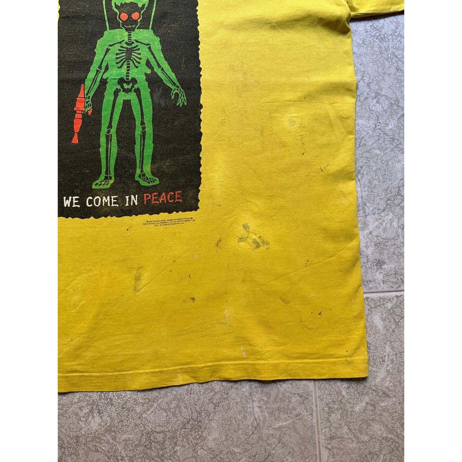 Vintage Rare Vintage 1996 Stanley Desantis Mars Attacks Shirt Size US XL / EU 56 / 4 - 7 Thumbnail