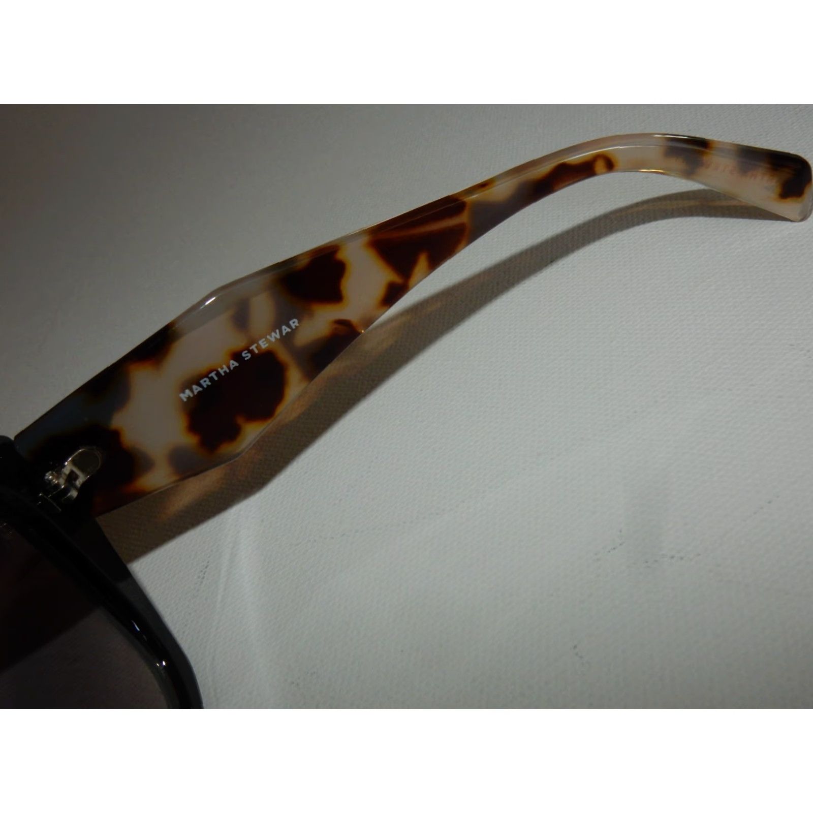 Vintage VINTAGE Martha Stewart Sunglasses Women Gold MS213 Size ONE SIZE - 5 Thumbnail