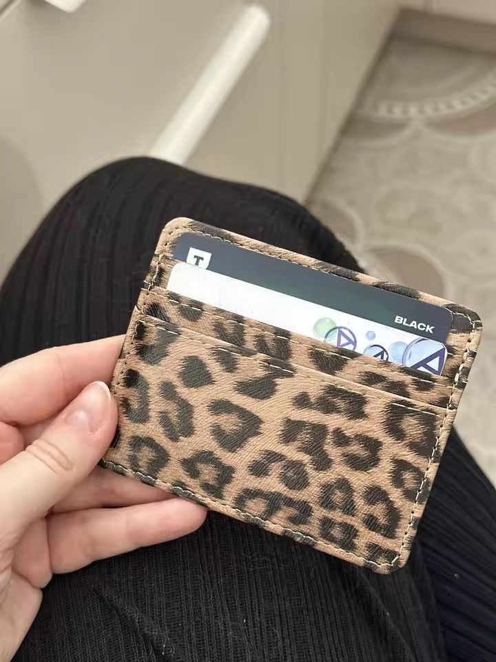 Japanese Brand Y2k cheetah leopard print wallet cardholder Size ONE SIZE - 3 Thumbnail