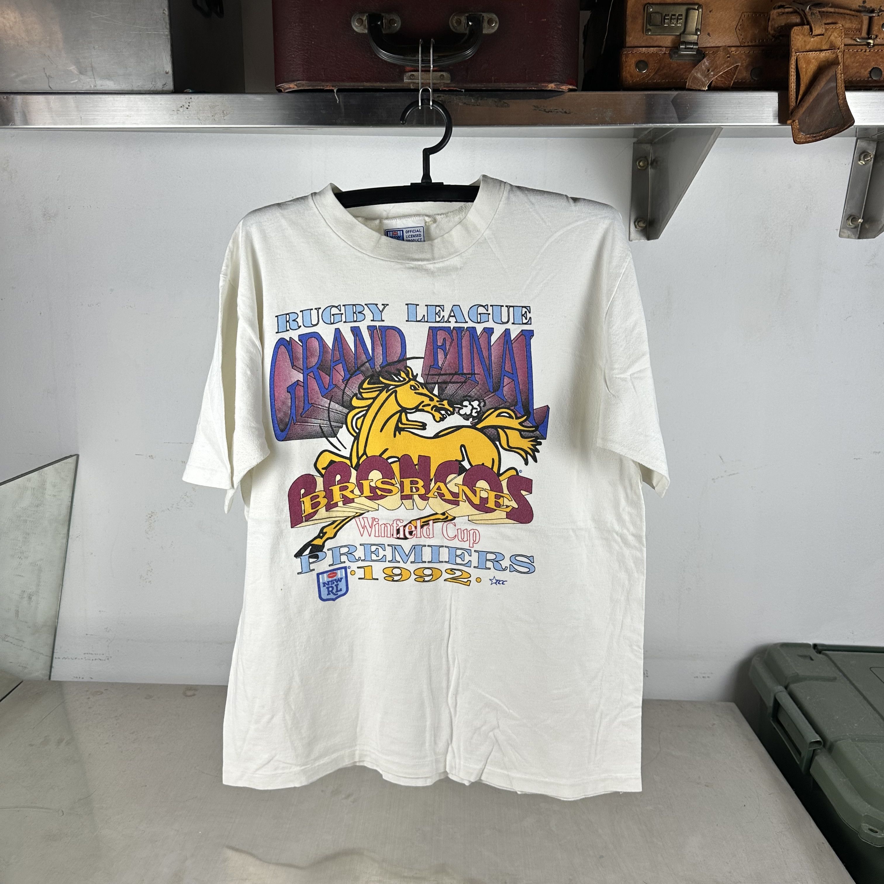 Vintage 1992 Brisbane Broncos Winfield Cup Premiers NSWRL T-shirt Size US XL / EU 56 / 4 - 1 Thumbnail