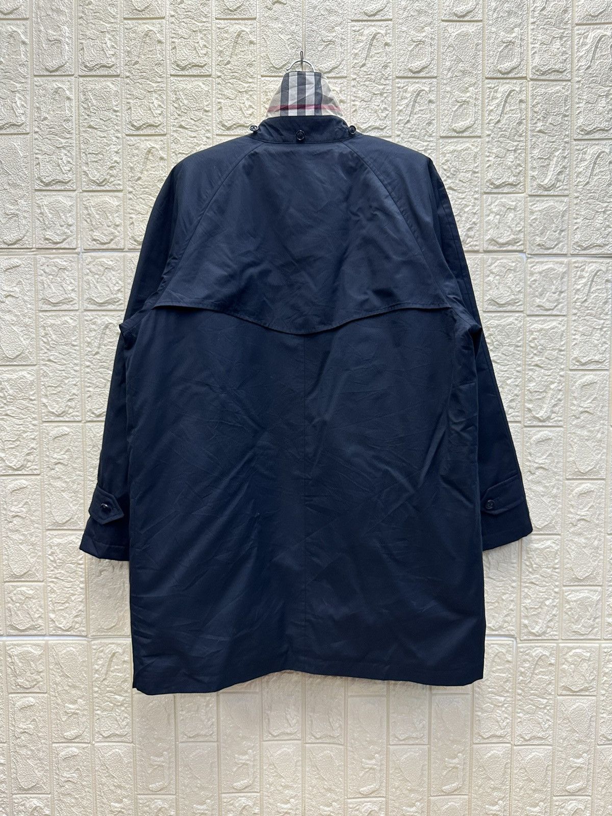 Burberry Burberry London Novacheck Black Trench Coat MJ150 Size US L / EU 52-54 / 3 - 2 Thumbnail