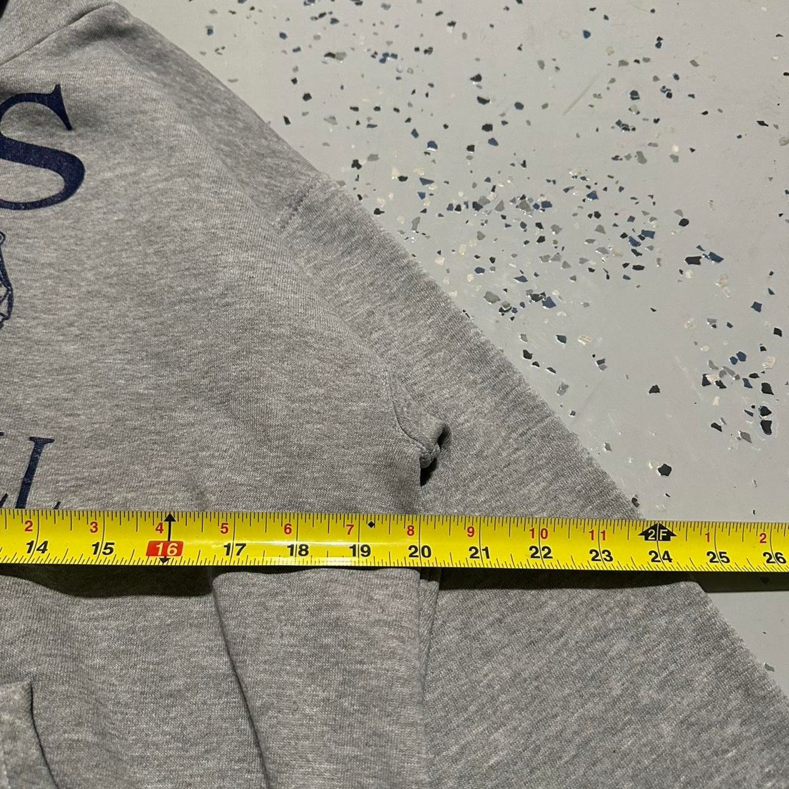 Russell Athletic Vintage 90s UIS Basketball Grey Russell Athletics Hoodie Size US M / EU 48-50 / 2 - 4 Thumbnail