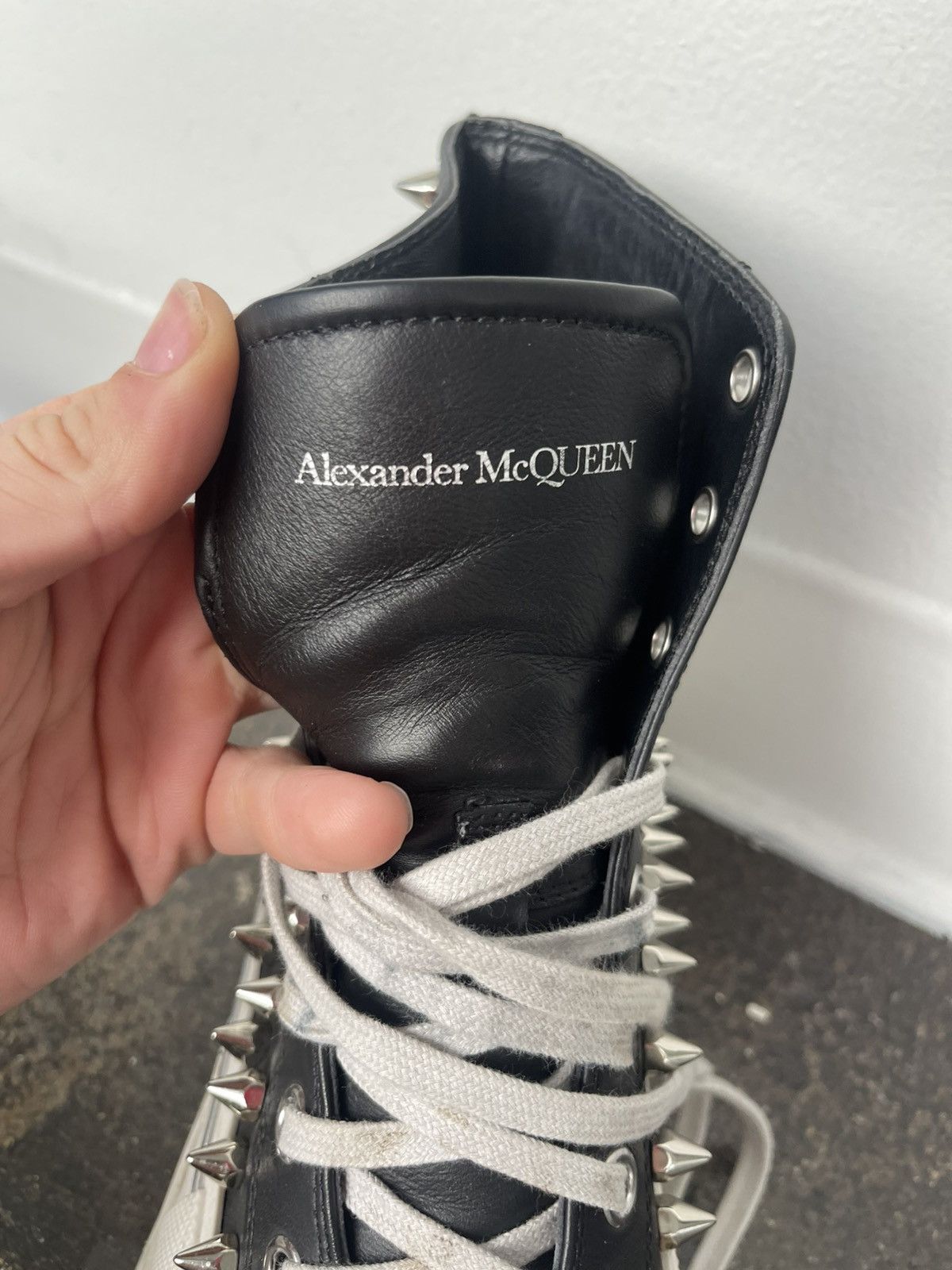Alexander McQueen Spiked sneakers Size US 10 / EU 43 - 9 Thumbnail