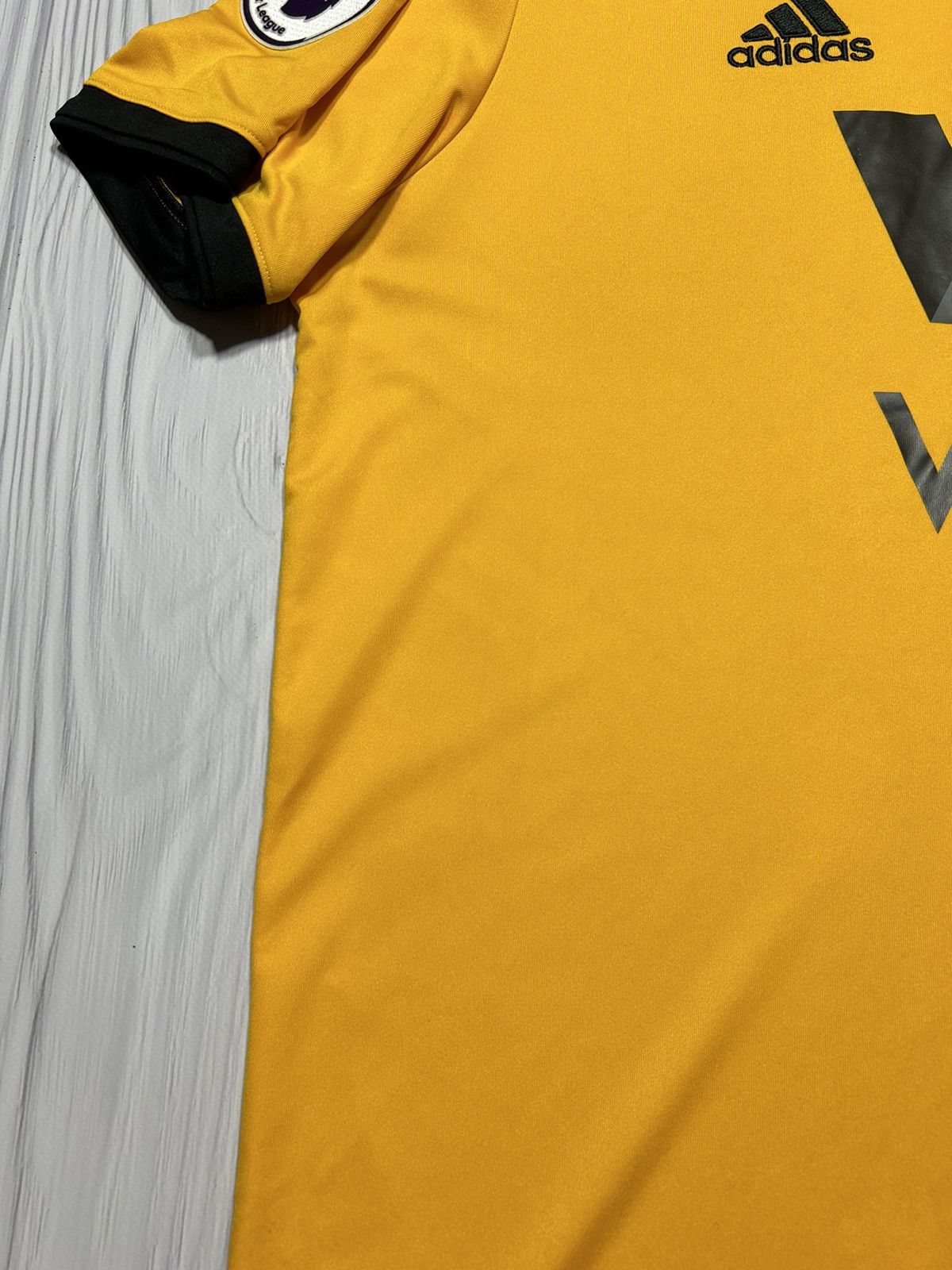 Adidas NEVES 8 Wolverhampton 2018/19 Adidas Soccer Jersey Size XL Size US XL / EU 56 / 4 - 8 Thumbnail
