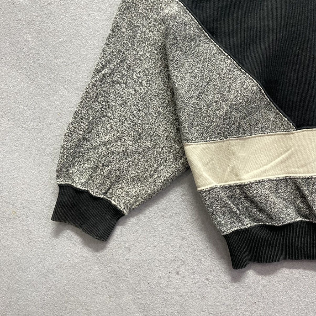 Lancel Early 90s Vintage Lancel Paris Embroidered Sweatshirt Size US M / EU 48-50 / 2 - 7 Thumbnail