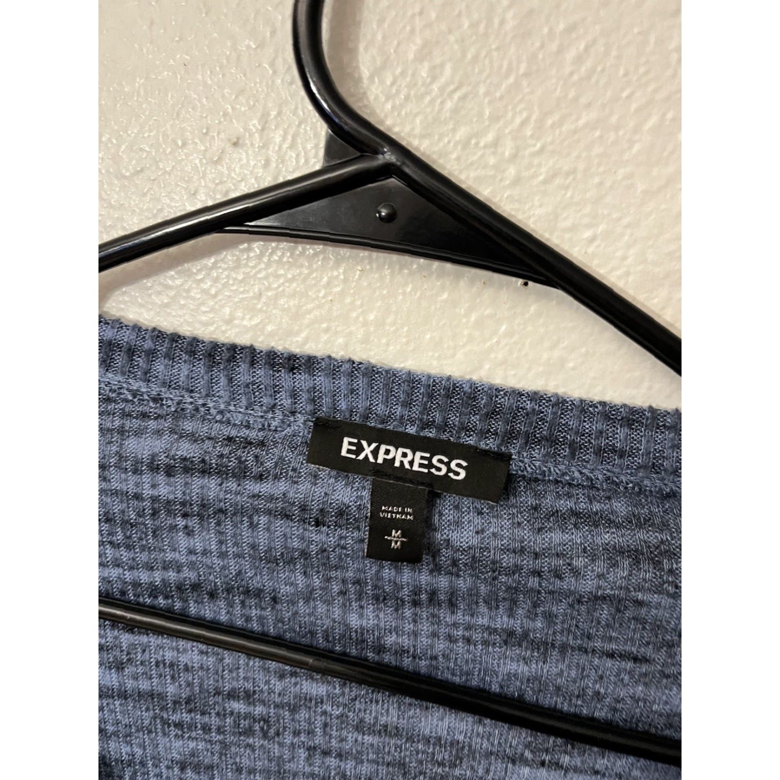 Express Express Pullover Sweater Top Women's Medium Blue Knit Long Sleeve Tie Hem Front Size M / US 6-8 / IT 42-44 - 2 Thumbnail