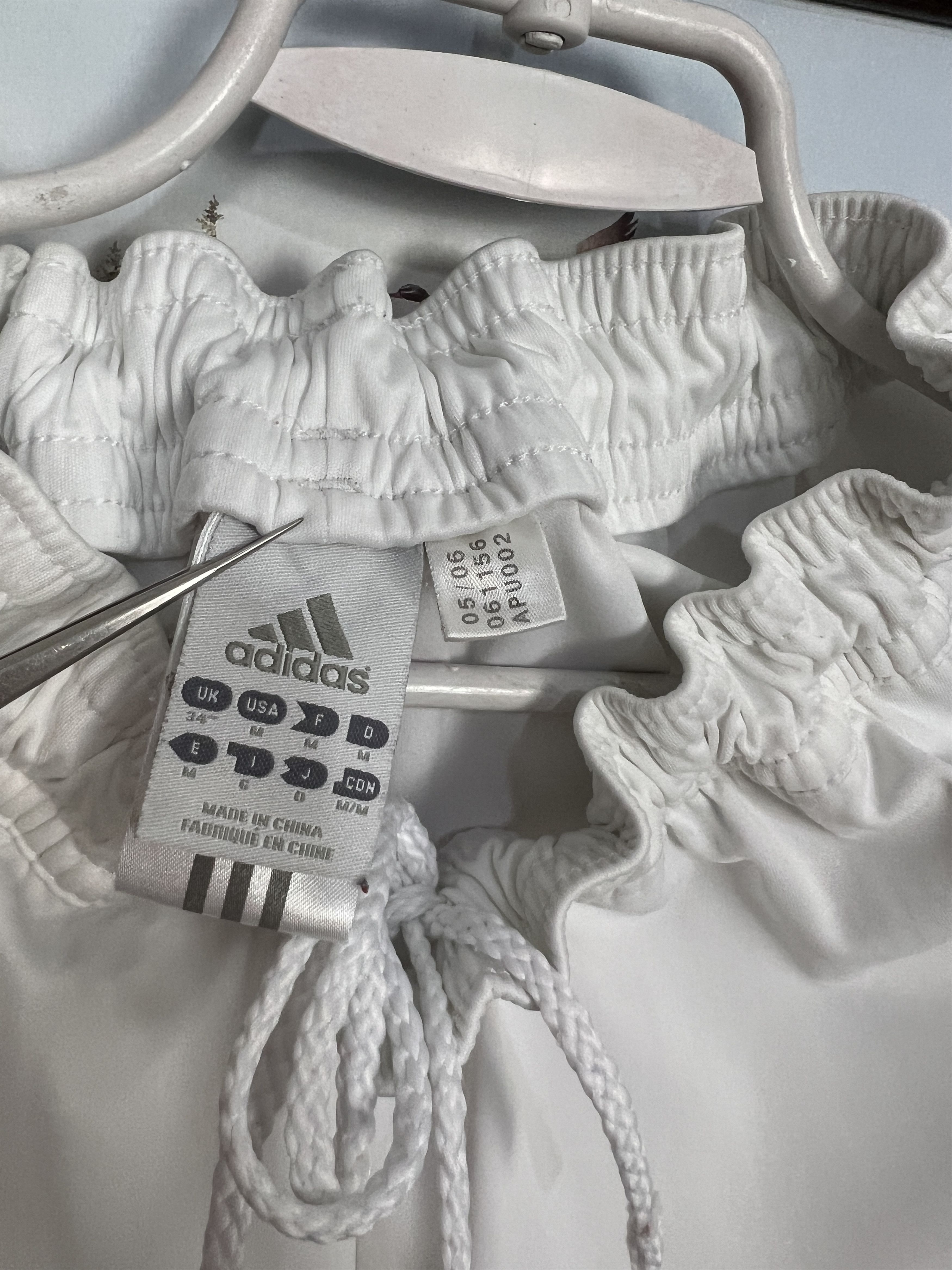 Adidas Vintage Adidas Chelsea Football Shorts Soccer Athletic Rare Size US 32 / EU 48 - 7 Thumbnail