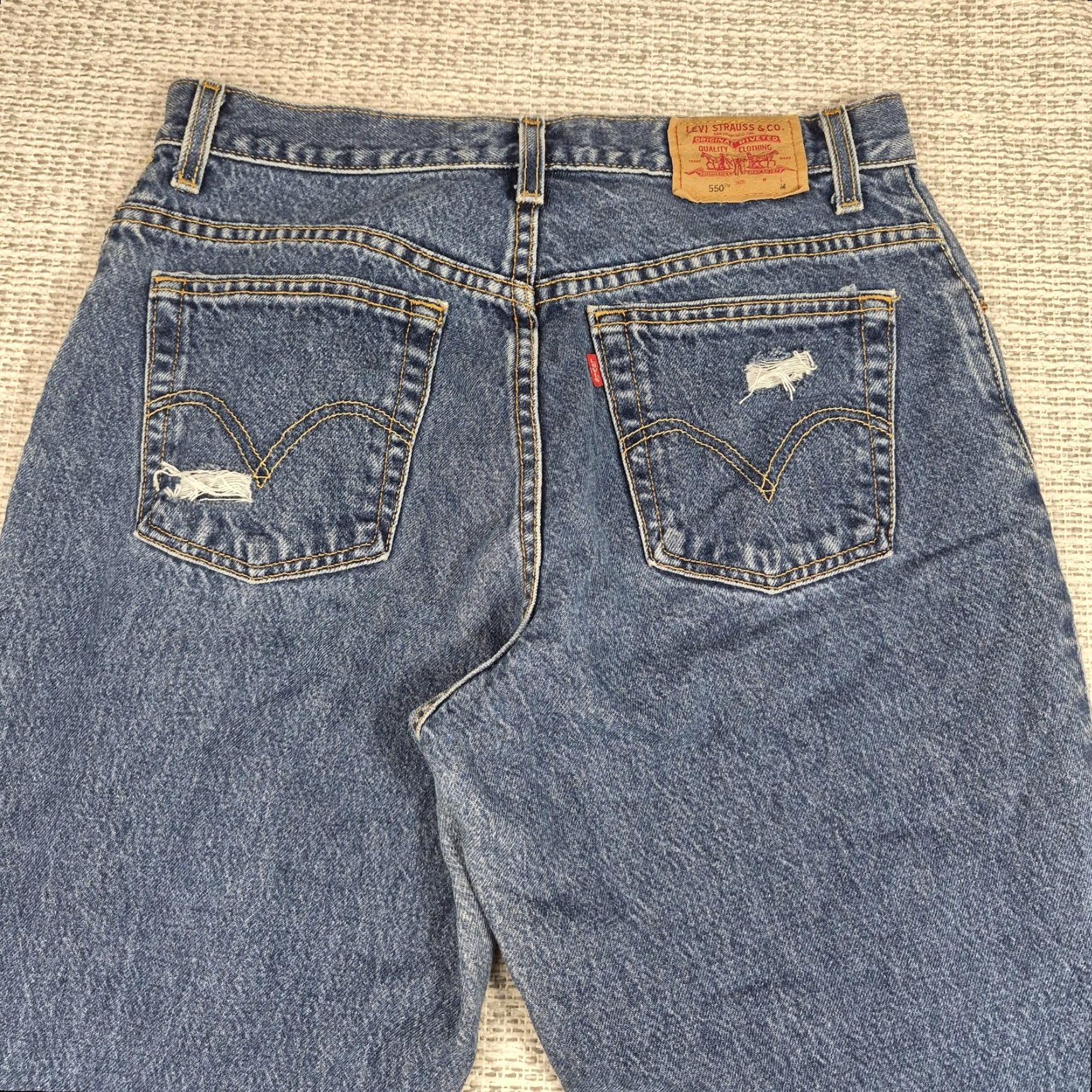 Levi's Levi's 550 Jeans Womens 12 Blue Relaxed Fit Tapered Leg Distressed High Rise Vintage No Size 34" / US 12 / IT 48 - 3 Thumbnail