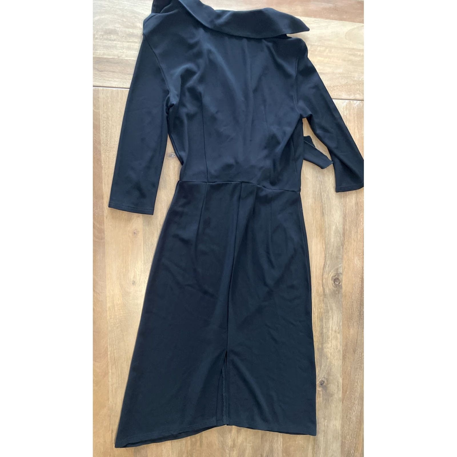 Bebe VINTAGE bebe Dress 3/4 Sleeve Black Rayon Tie Front Size S Knee Length Maxi Pockets USA Theme Womens Size S / US 4 / IT 40 - 2 Thumbnail