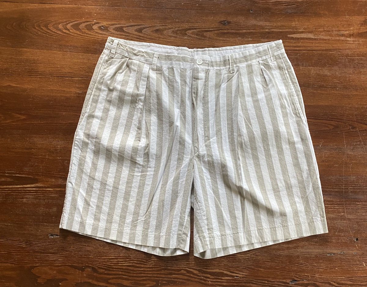 Vintage Vintage 80’s Beige & White Vertical Stripes Pleated Shorts Size US 34 / EU 50 - 2 Thumbnail
