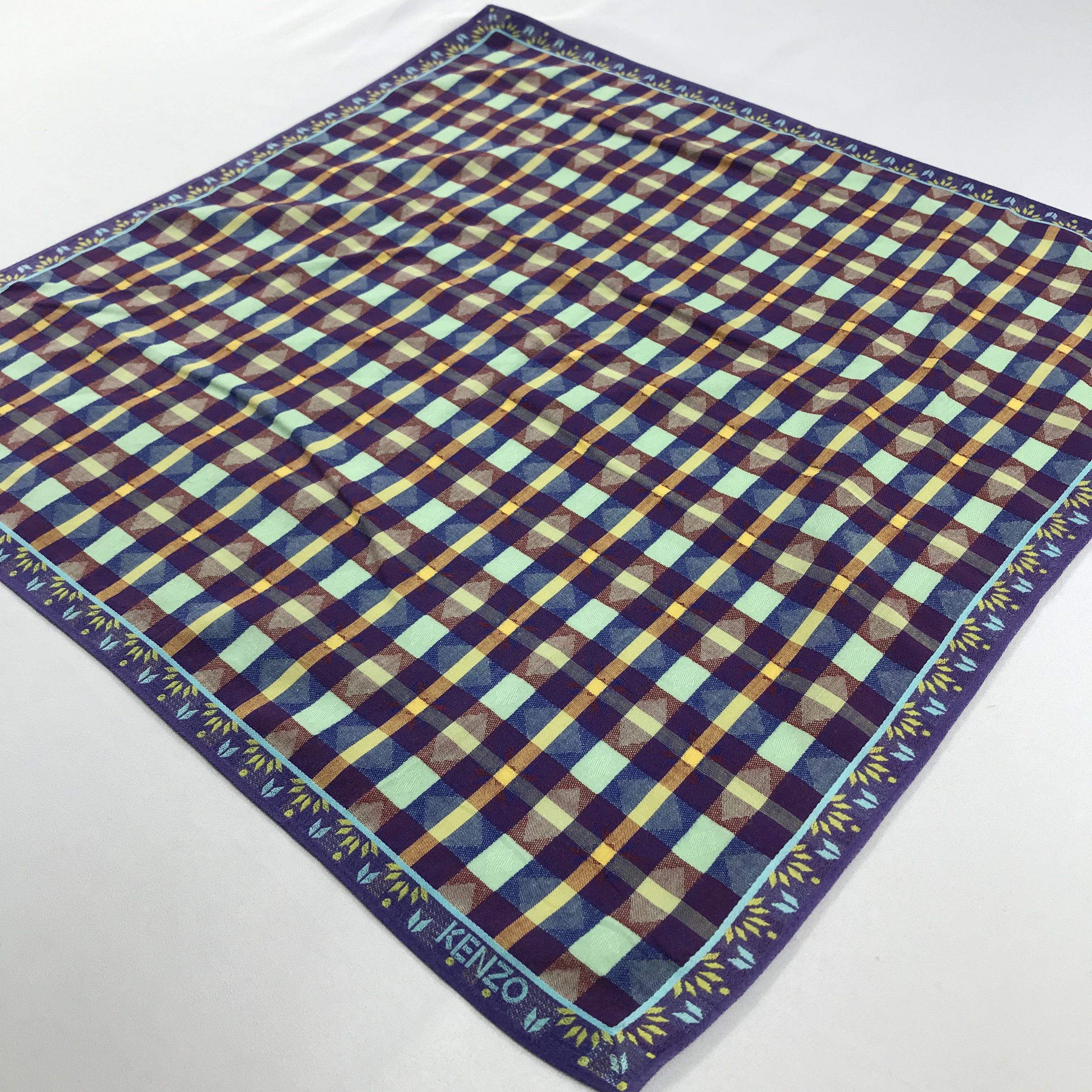 Kenzo × Vintage Kenzo Bandana / Handkerchief / Neckerchief - S2082 Size ONE SIZE - 2 Thumbnail