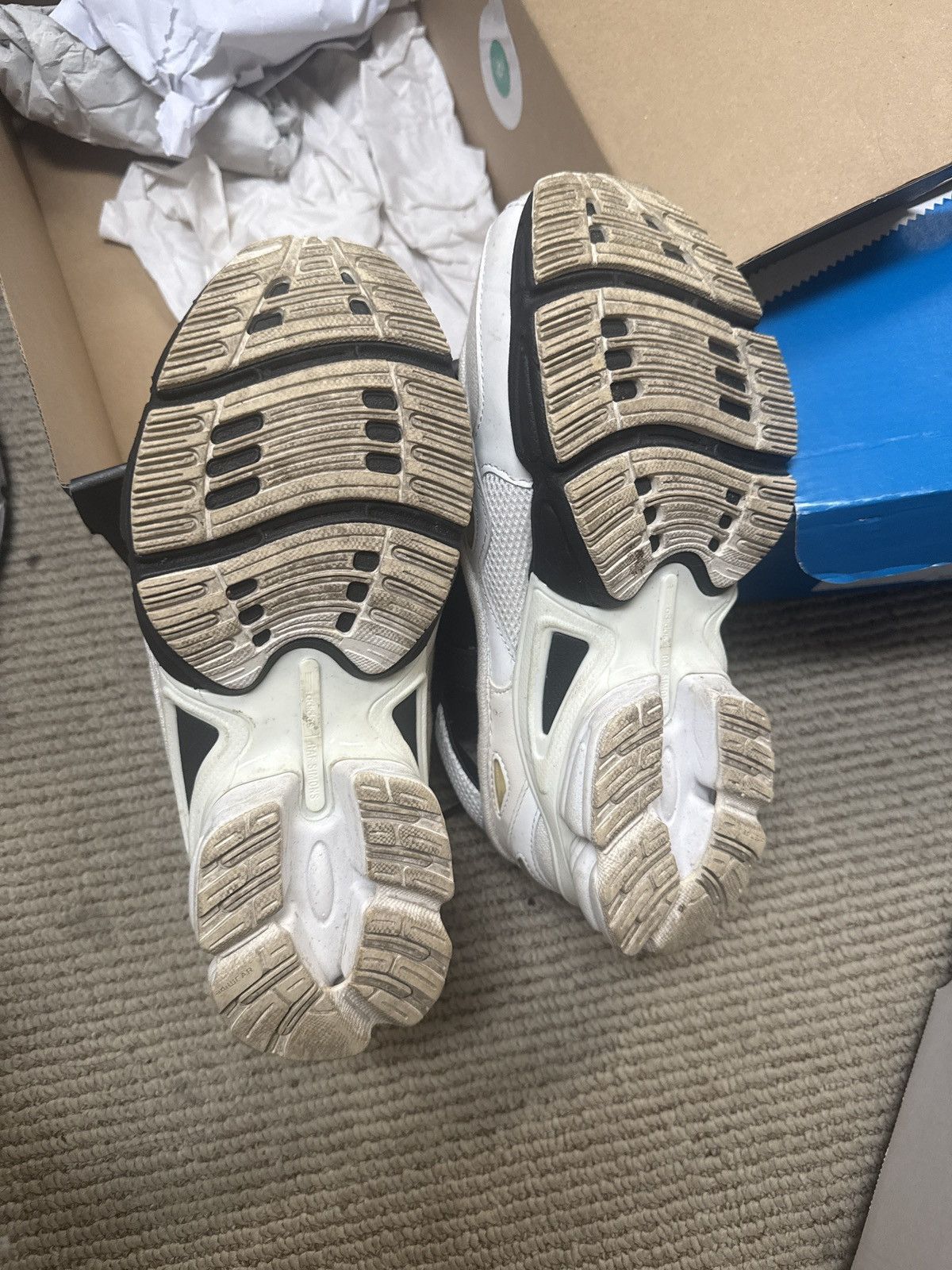 Adidas × Raf Simons Adidas RS Replicant Ozweego Size US 5 / EU 37 - 7 Thumbnail