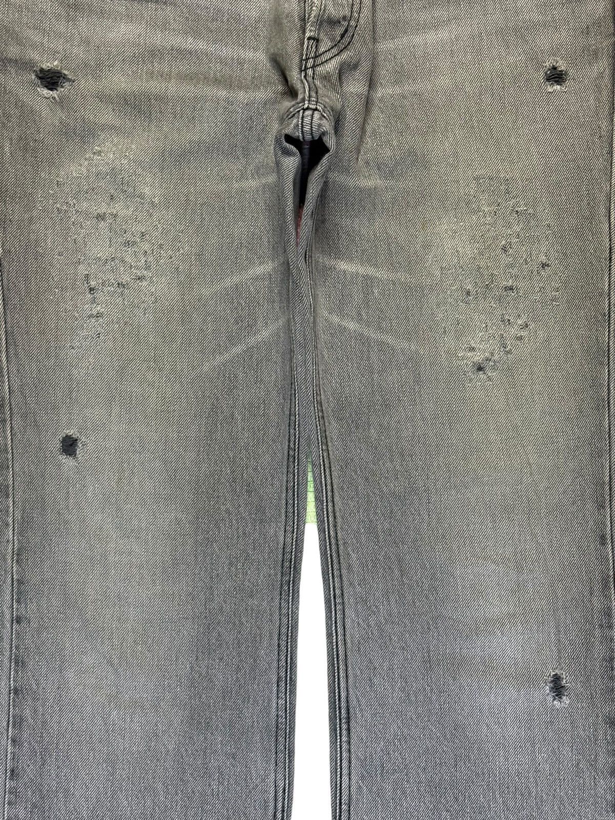 Japanese Brand Vintage Japanese Brand Faded Wash Distress Baggy Jeans Size US 33 - 5 Thumbnail