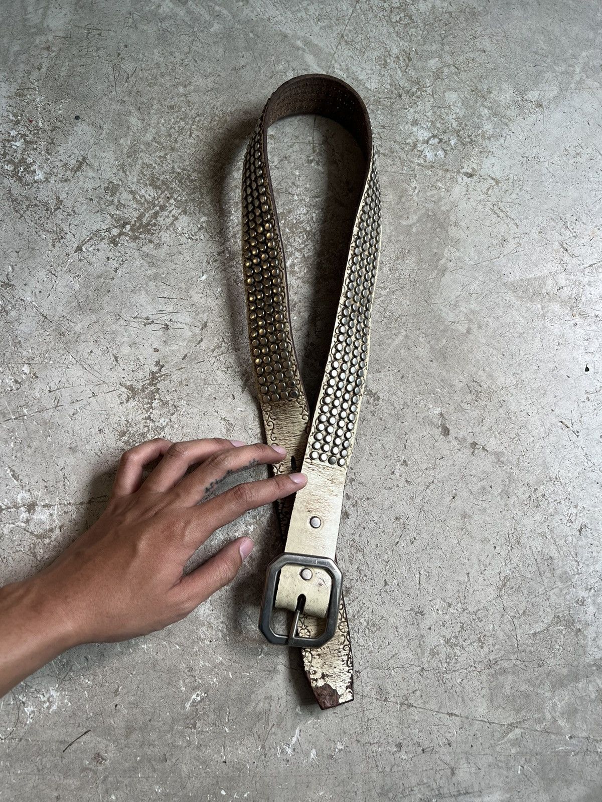 Genuine Leather × Vintage SOLD* Vintage Studded Leather Belt Size 34 - 11 Thumbnail