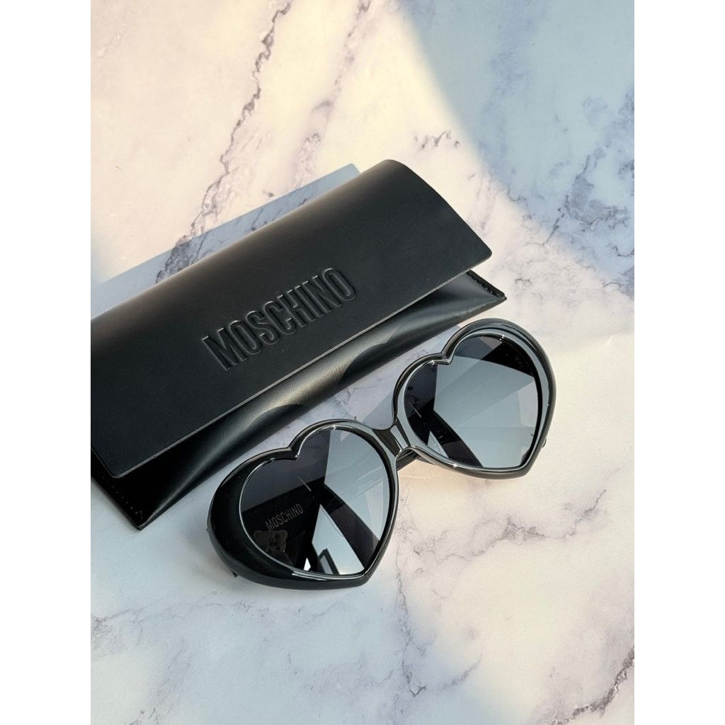 Moschino NEW Moschino MOS128S Heart Black Sunglasses Size ONE SIZE - 2 Thumbnail