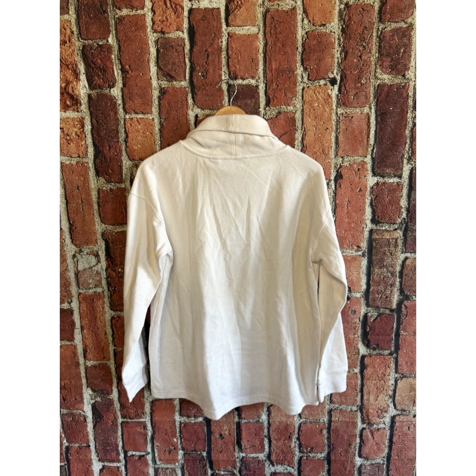 Lands' End Lands End Womens White Long Sleeve Turtleneck Shirt Size Large Waffled Size L / US 10 / IT 46 - 2 Thumbnail