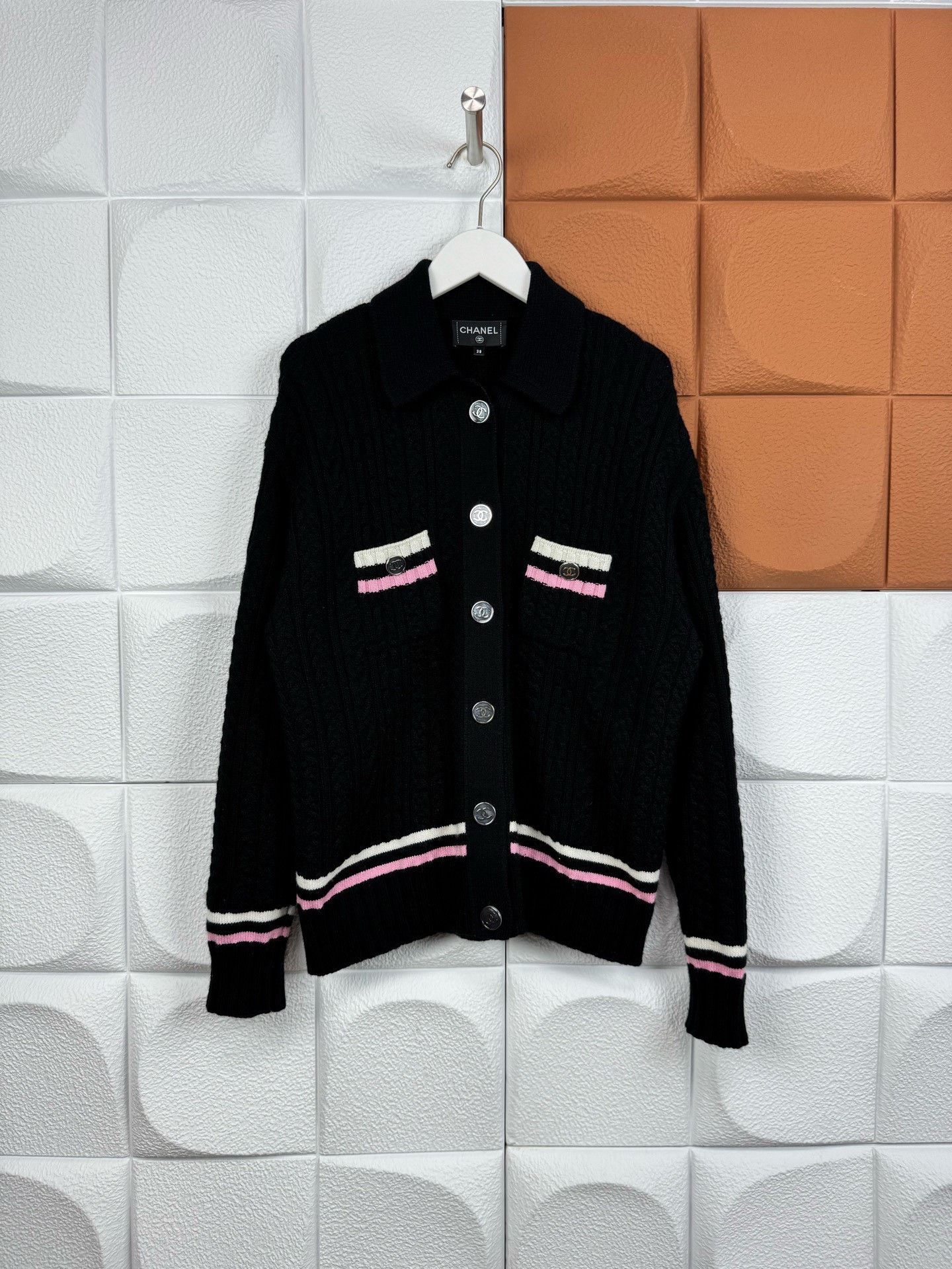 Chanel Chanel Wool Jacket XS Women Size XS / US 0-2 / IT 36-38 - 1 Thumbnail