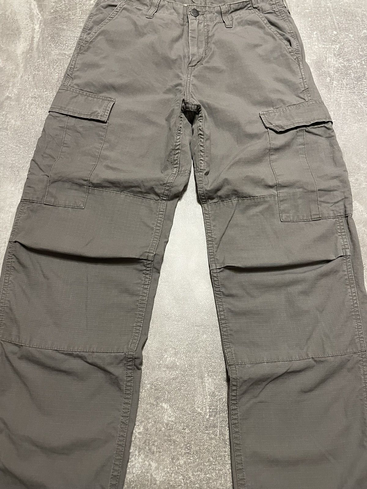 Carhartt × Carhartt Wip × Vintage Vintage Carhartt Cargo Regular Pants 29/32 Size US 29 - 7 Thumbnail