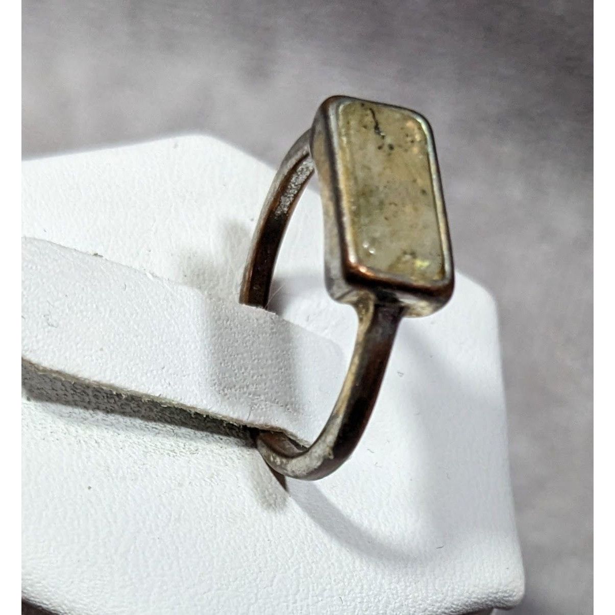 Other Geometric Rectangular Mottled Stone Silver Tone Ring Size 6 Size ONE SIZE - 4 Thumbnail