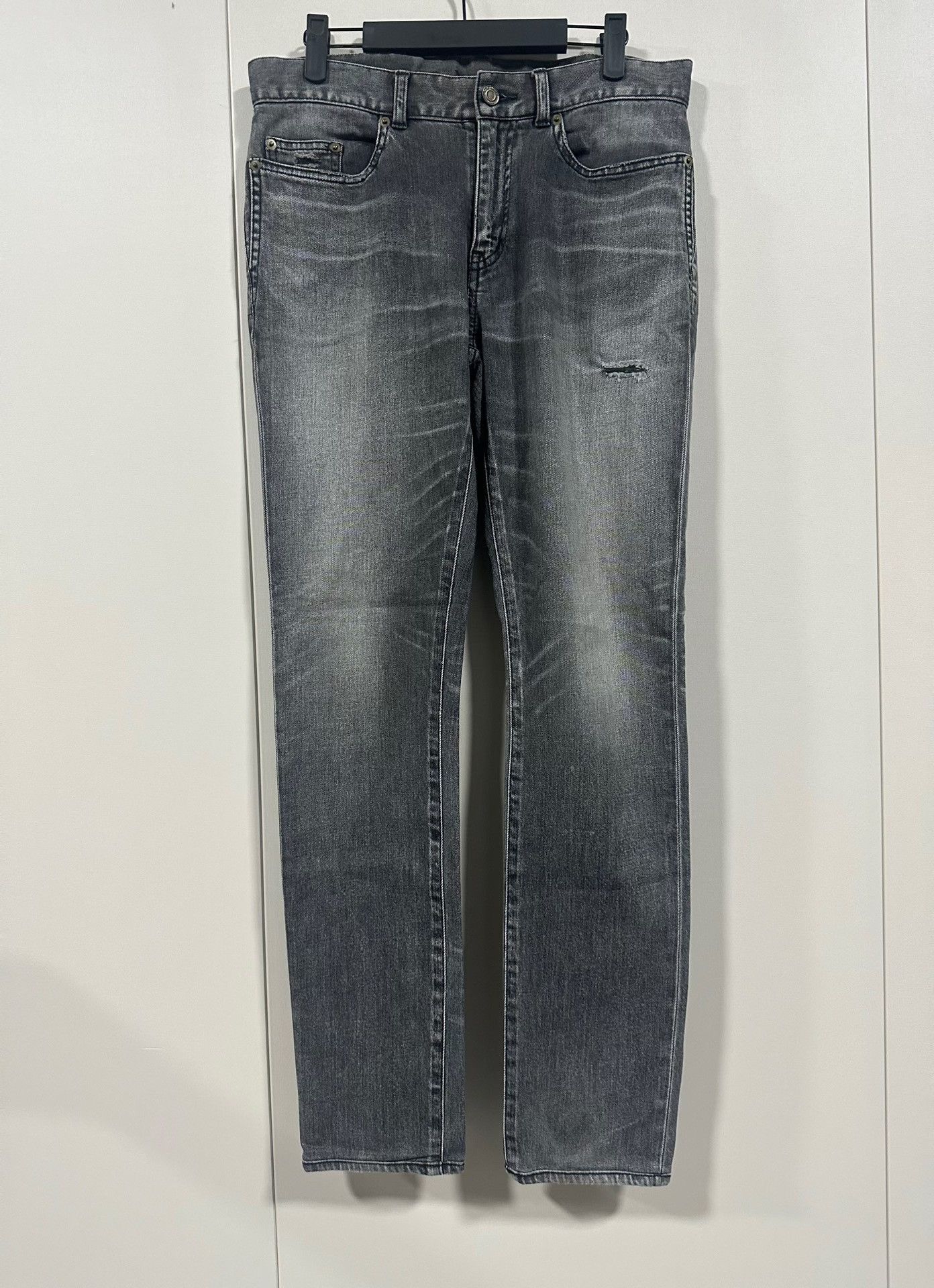 Saint Laurent Paris Saint Laurent 19FW Charcoal Washed Jeans Size US 30 / EU 46 - 1 Thumbnail