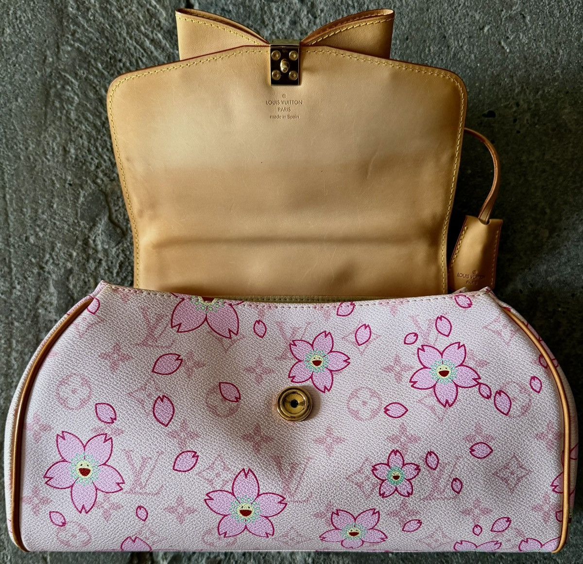 Louis Vuitton × Takashi Murakami Louis Vuitton - Takashi Murakami SS2003 - Cherry Blossom Size ONE SIZE - 18 Thumbnail