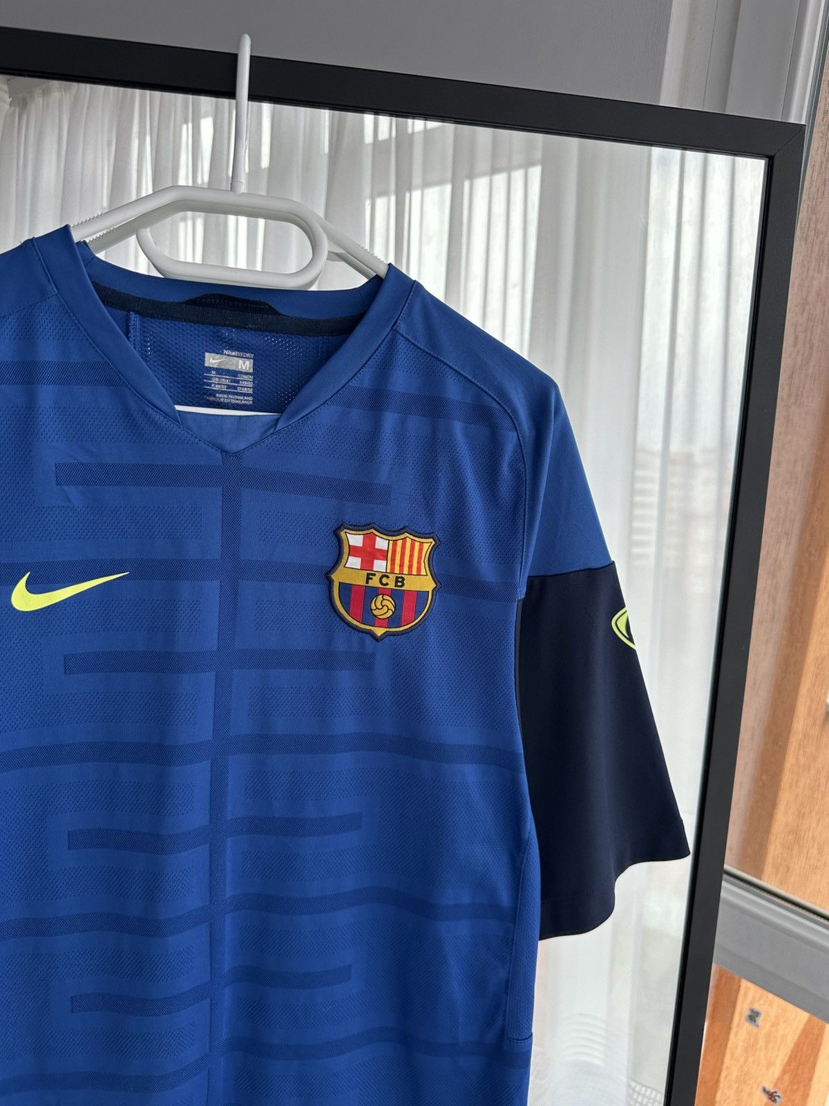 Nike × Vintage Vintage Nike Barcelona Football Training Jersey 2009/10 Size US M / EU 48-50 / 2 - 6 Thumbnail