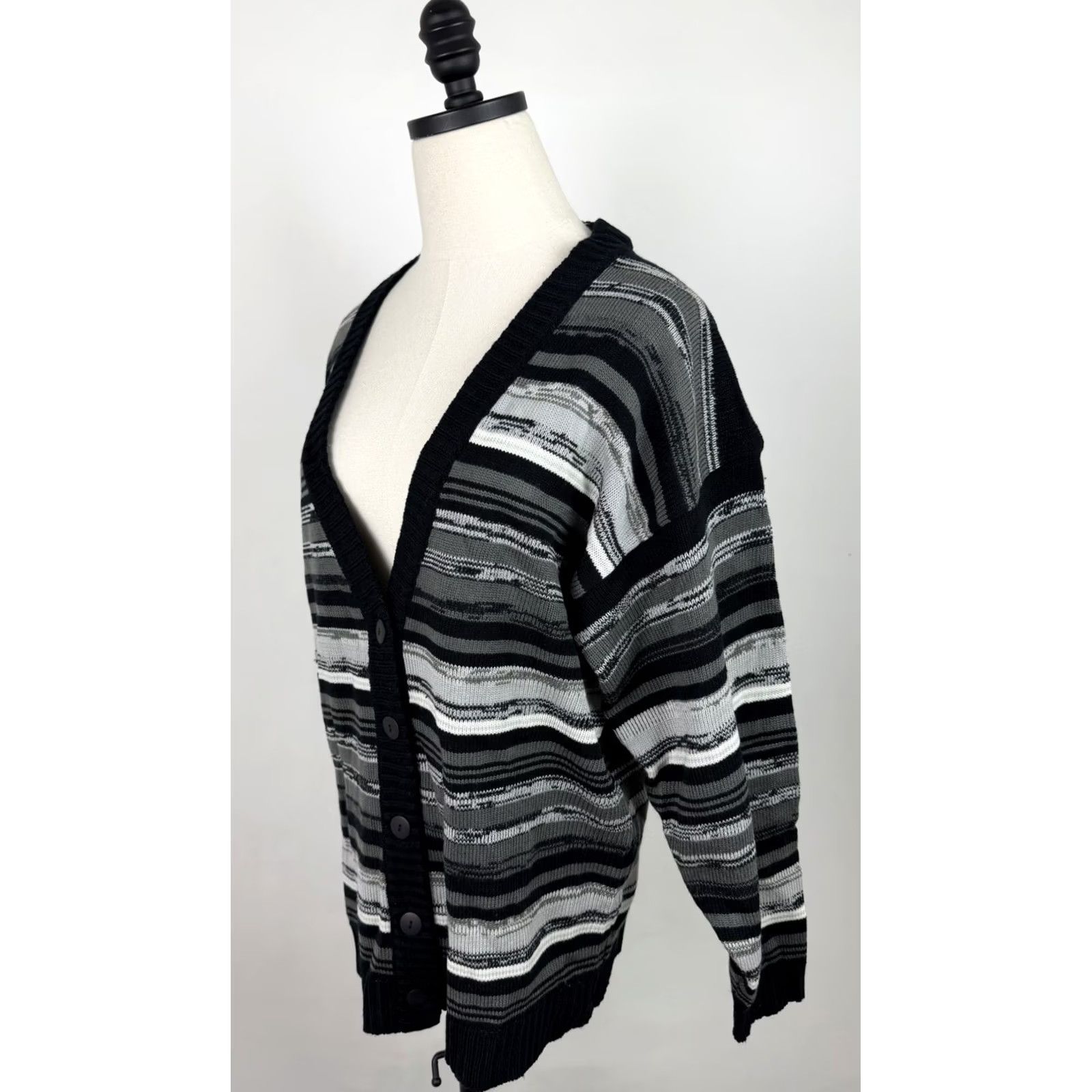 Vintage VINTAGE Cardigan Sweater Womens Large 90s Space Dye Stripe Charcoal Gray V-Neck Size L / US 10 / IT 46 - 5 Thumbnail