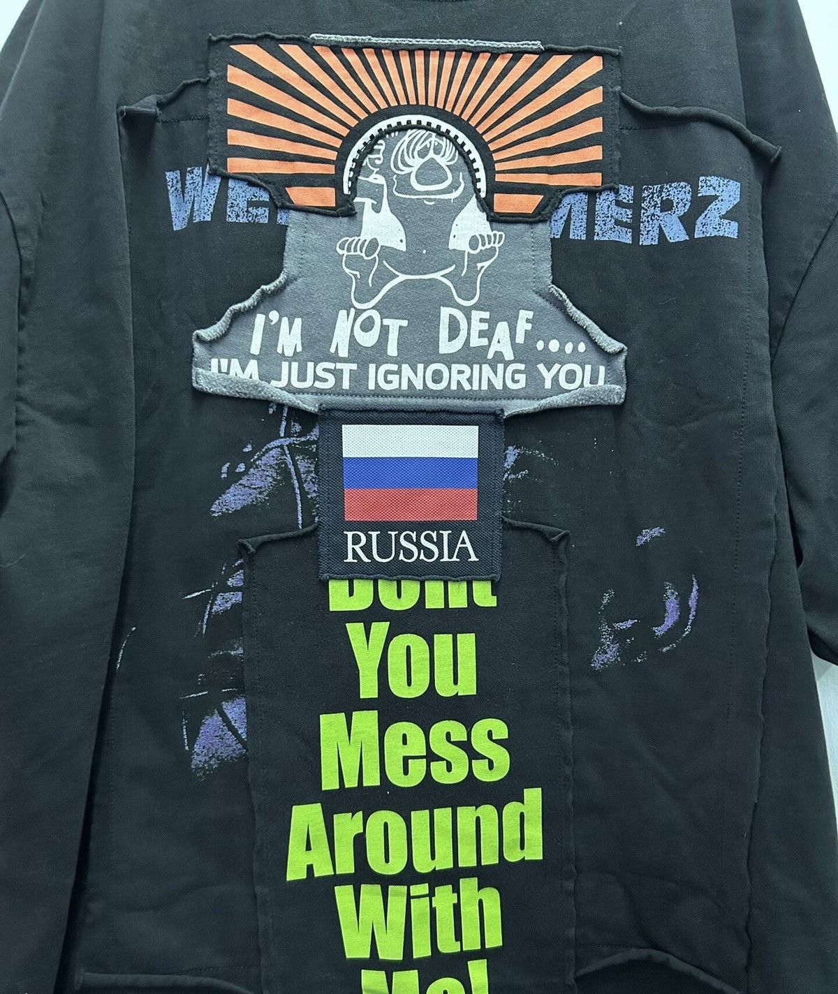 Vetements VETEMENTS Anti-War Patch Runway Short Sleeve T-shirt Size US S / EU 44-46 / 1 - 2 Thumbnail