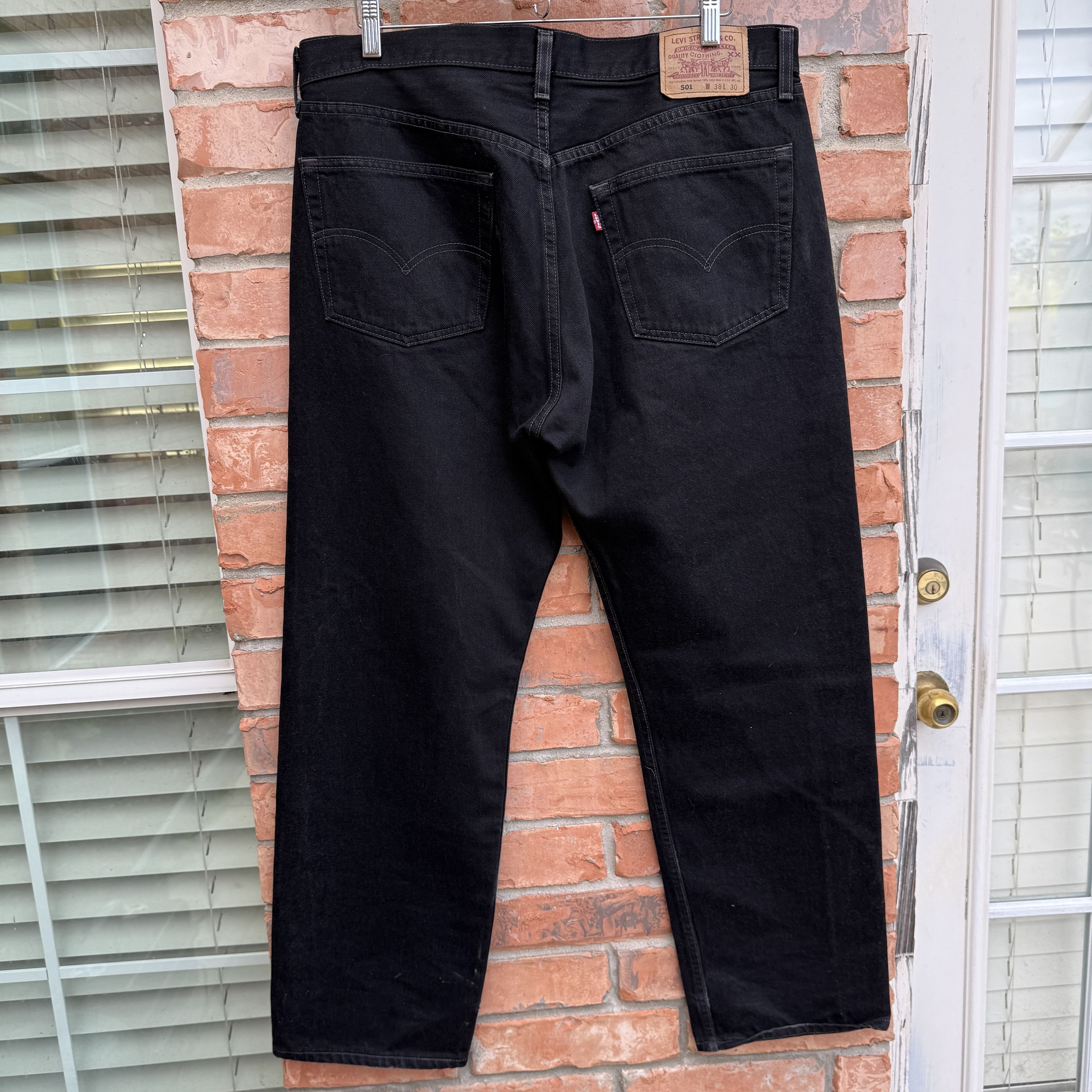 Levi's Vintage Levi's Black Denim Button Fly Jeans 501 Size US 37 - 4 Thumbnail