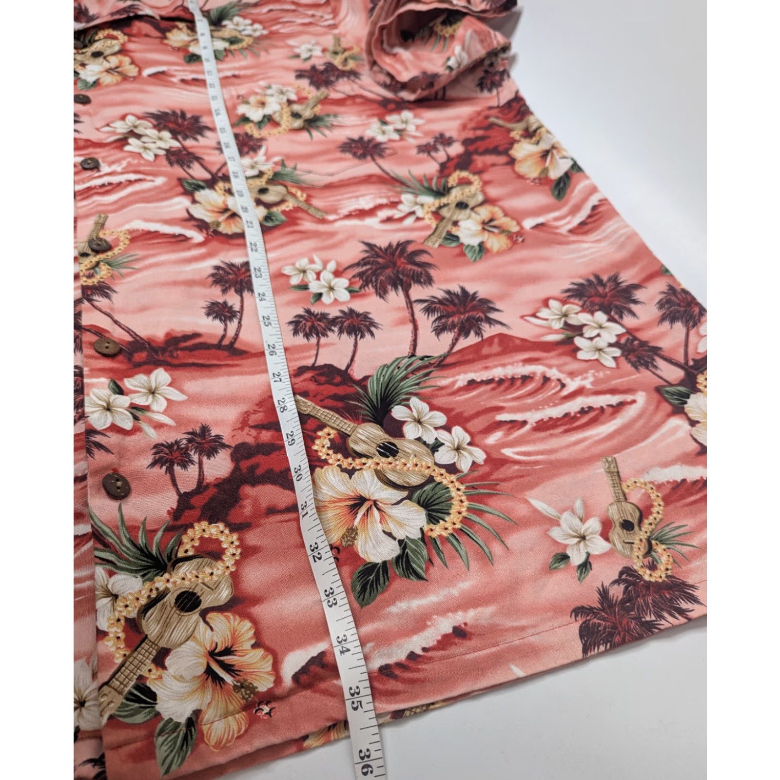 Hilo Hattie VINTAGE Hilo Hattie Hawaiian Shirt Mens 5XL Pink Floral Short Sleeve Button-Up Beach Surf Camp Mens Size US XXL / EU 58 / 5 - 3 Thumbnail