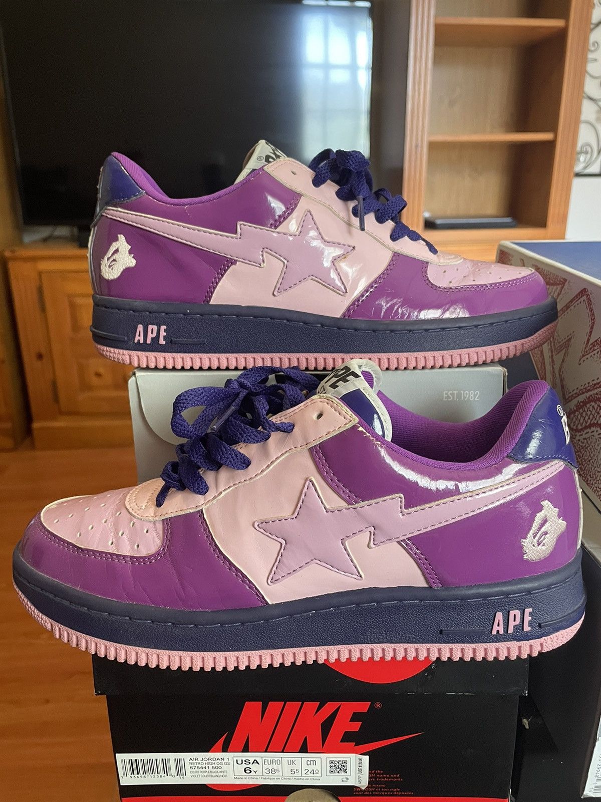 Bape 2006 Bape Taipei Secret Bapesta Size US 8.5 / EU 41-42 - 1 Thumbnail