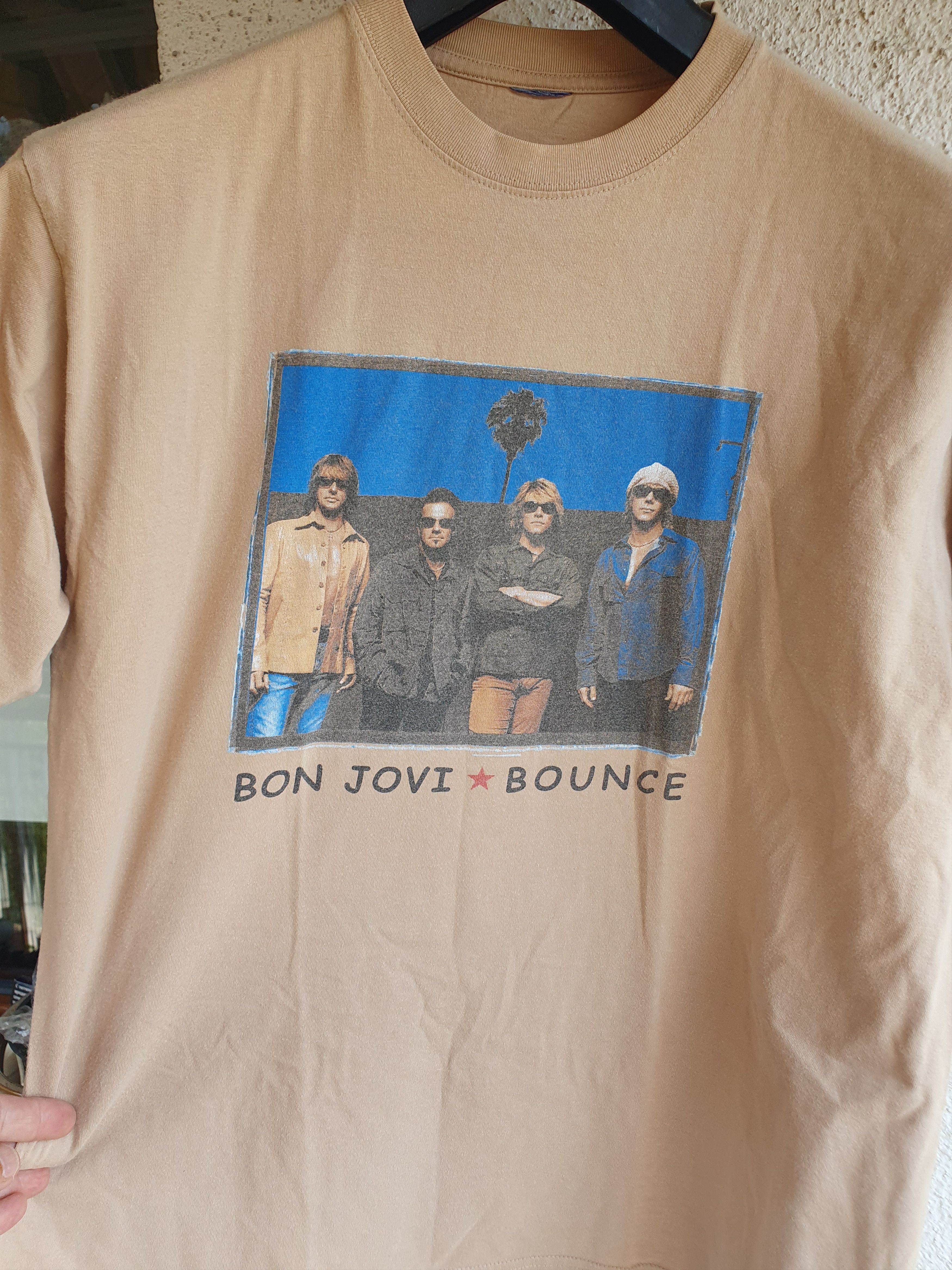 Band Tees Bon Jovi Bounce 2003 World Tour t-shirt sz L Size US L / EU 52-54 / 3 - 1 Thumbnail