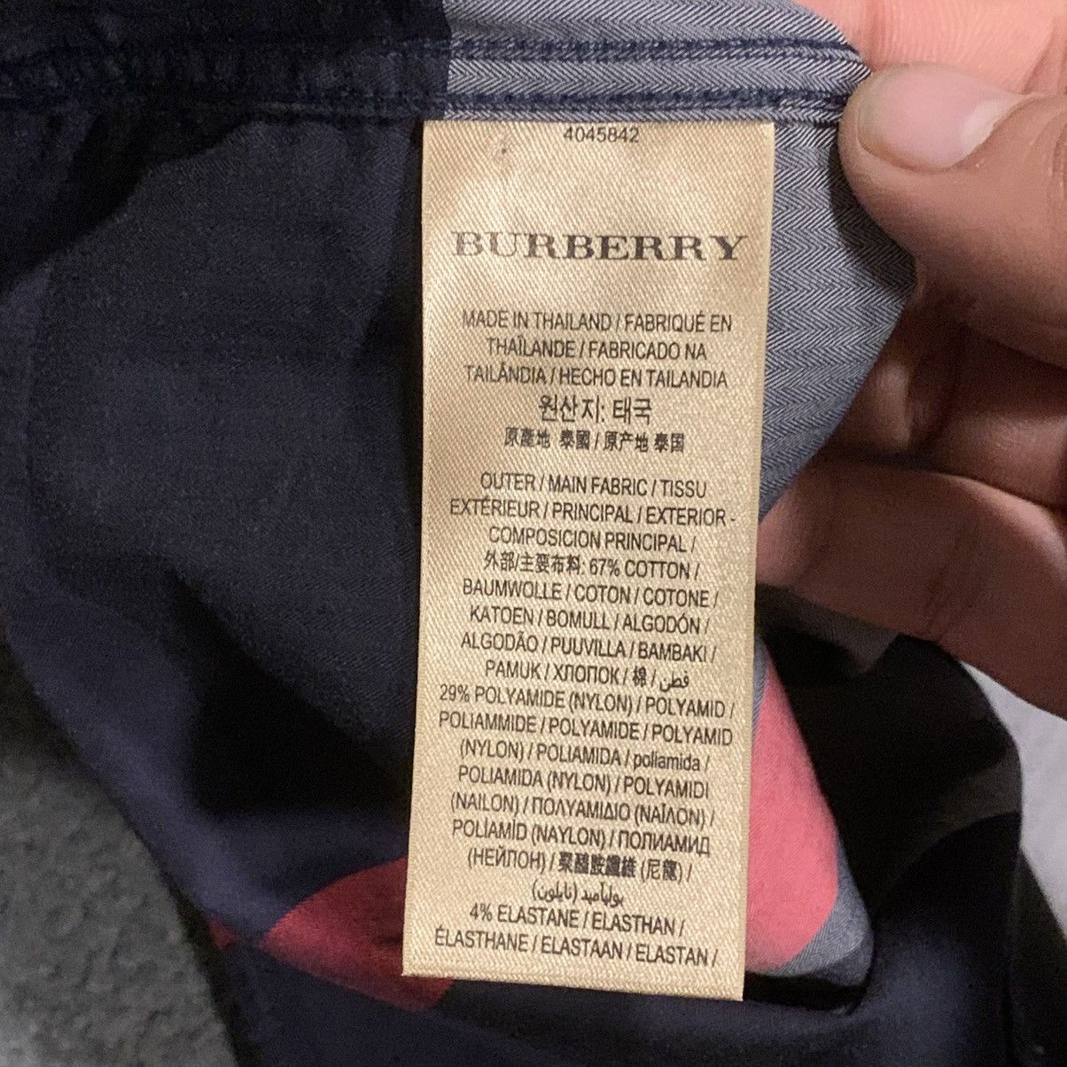 Burberry BURBERRY SHORT SLEVES NOVA CHECK BUTTON UP SHIRT Size US M / EU 48-50 / 2 - 6 Thumbnail
