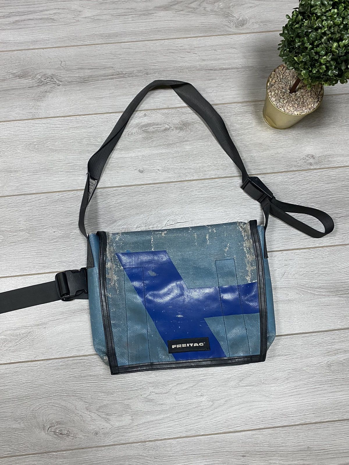 Freitag Freitag🇨🇭G5.1 3 in 1 recycle ♻️ waterproof vintage Zurich bag Size ONE SIZE - 1 Thumbnail